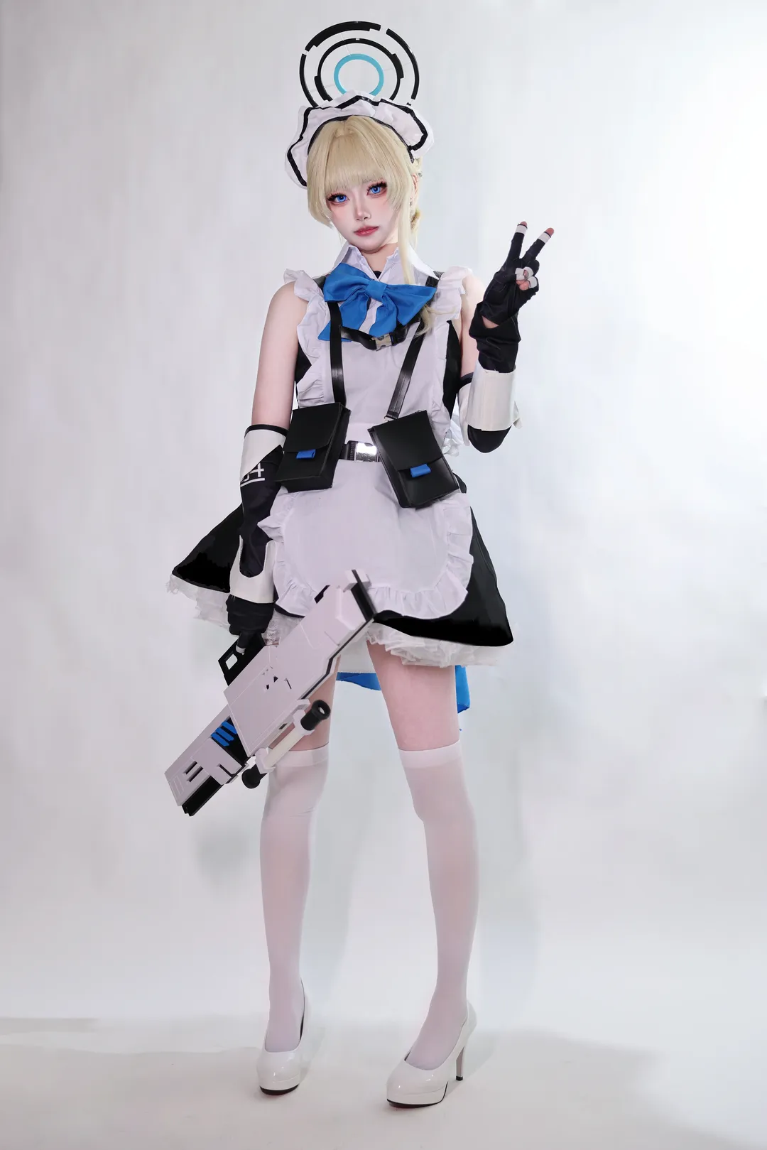 【飛鳥馬トキ コスプレ】『ブルーアーカイブ』の執行者、本日のタクティカルVサイン - 3 枚目