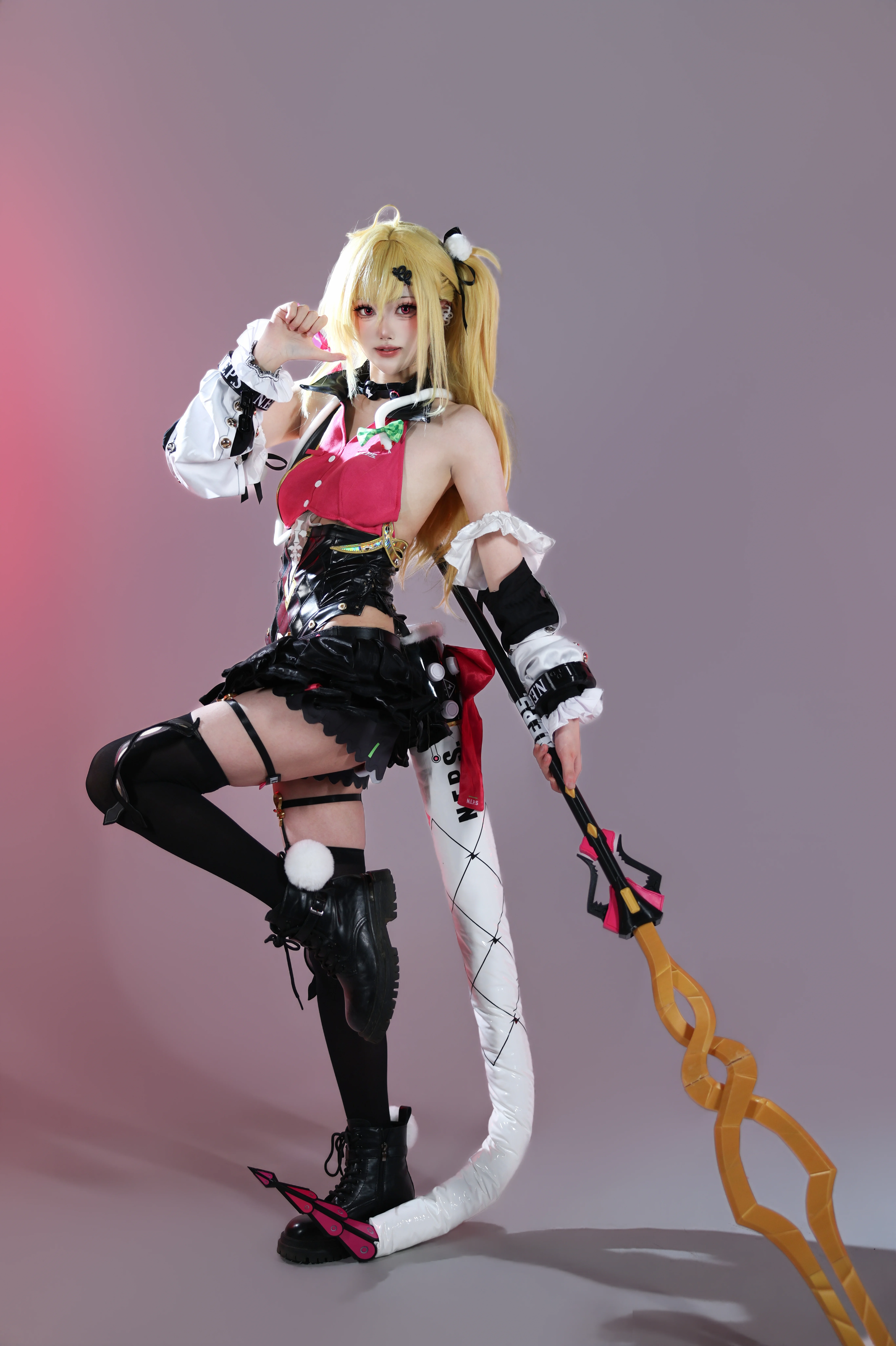 【希希芙cos】絕區零裡的金髮少女，精細還原動感瞬間 - 第 2 張