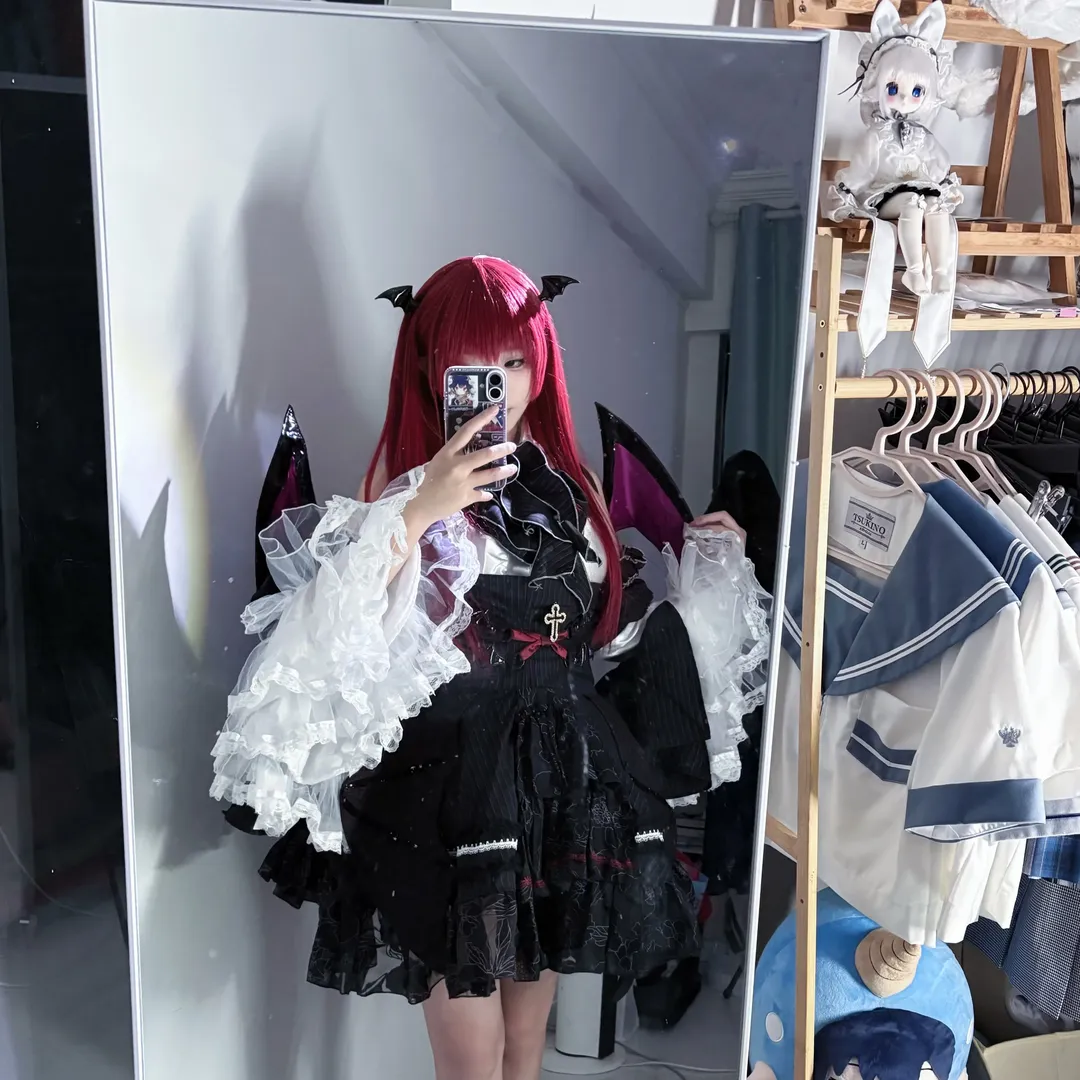 【东方project cos】红发小恶魔翅膀与黑白纱袖的日常自拍