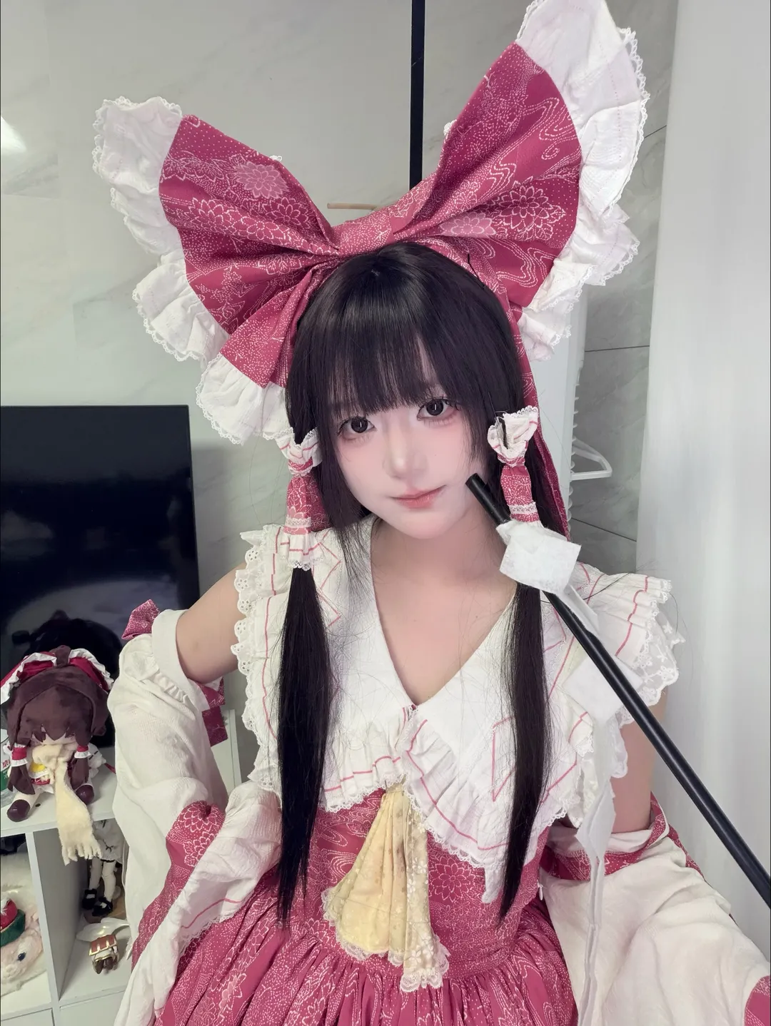 【博丽灵梦cos】粉色异色服的东方巫女，蝶结与领子的细节魅力