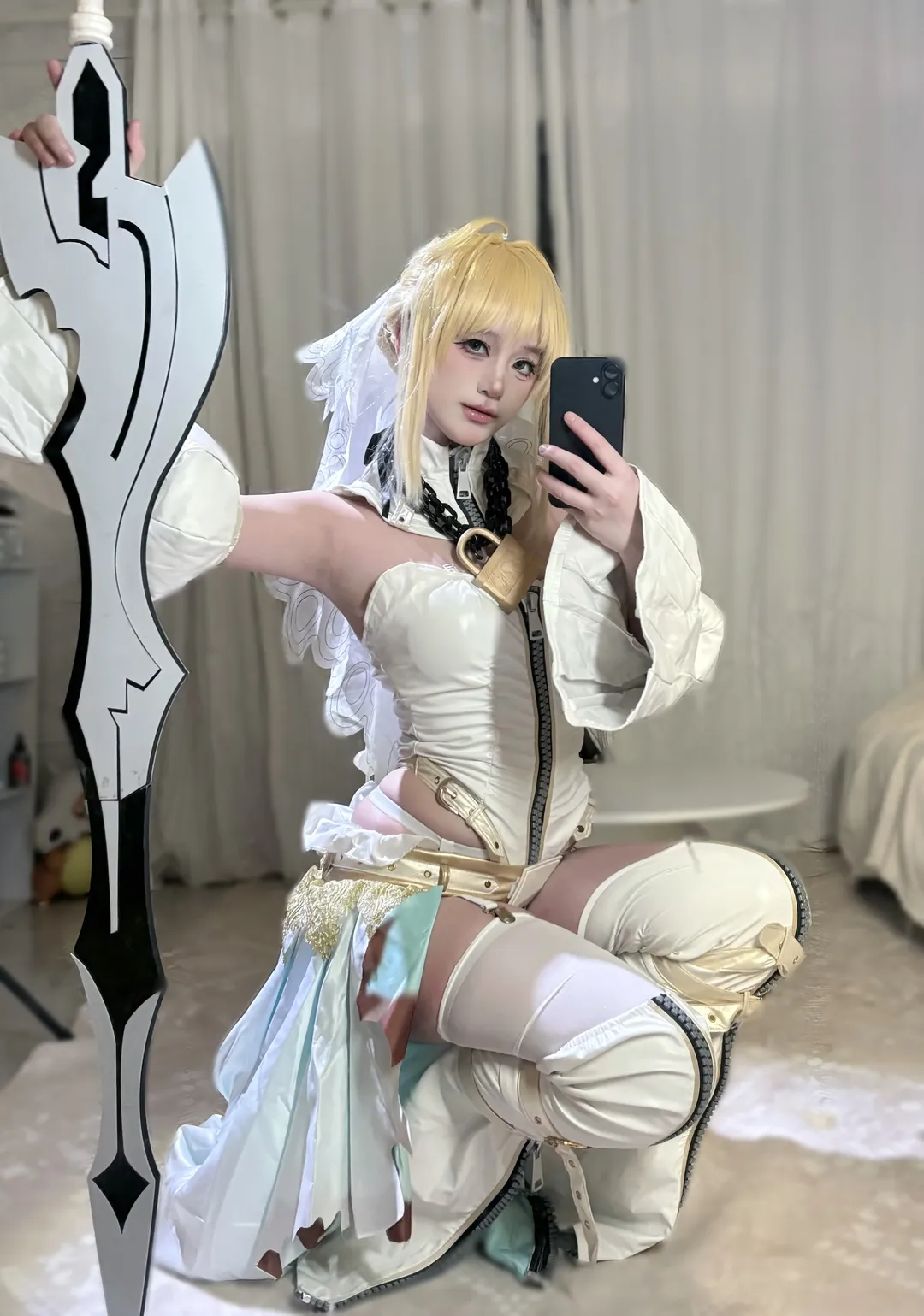 【尼禄花嫁cos】从130斤减掉15斤后挑战FGO的白色战袍 - 第 1 张