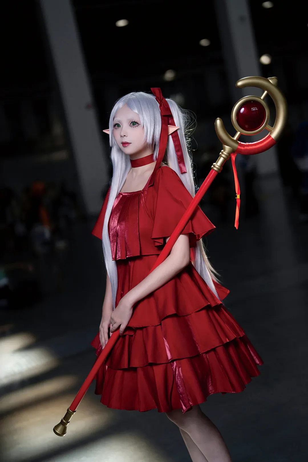 【芙莉莲cos】葬送的芙莉莲红裙礼服，IDO场照分享 - 第 4 张