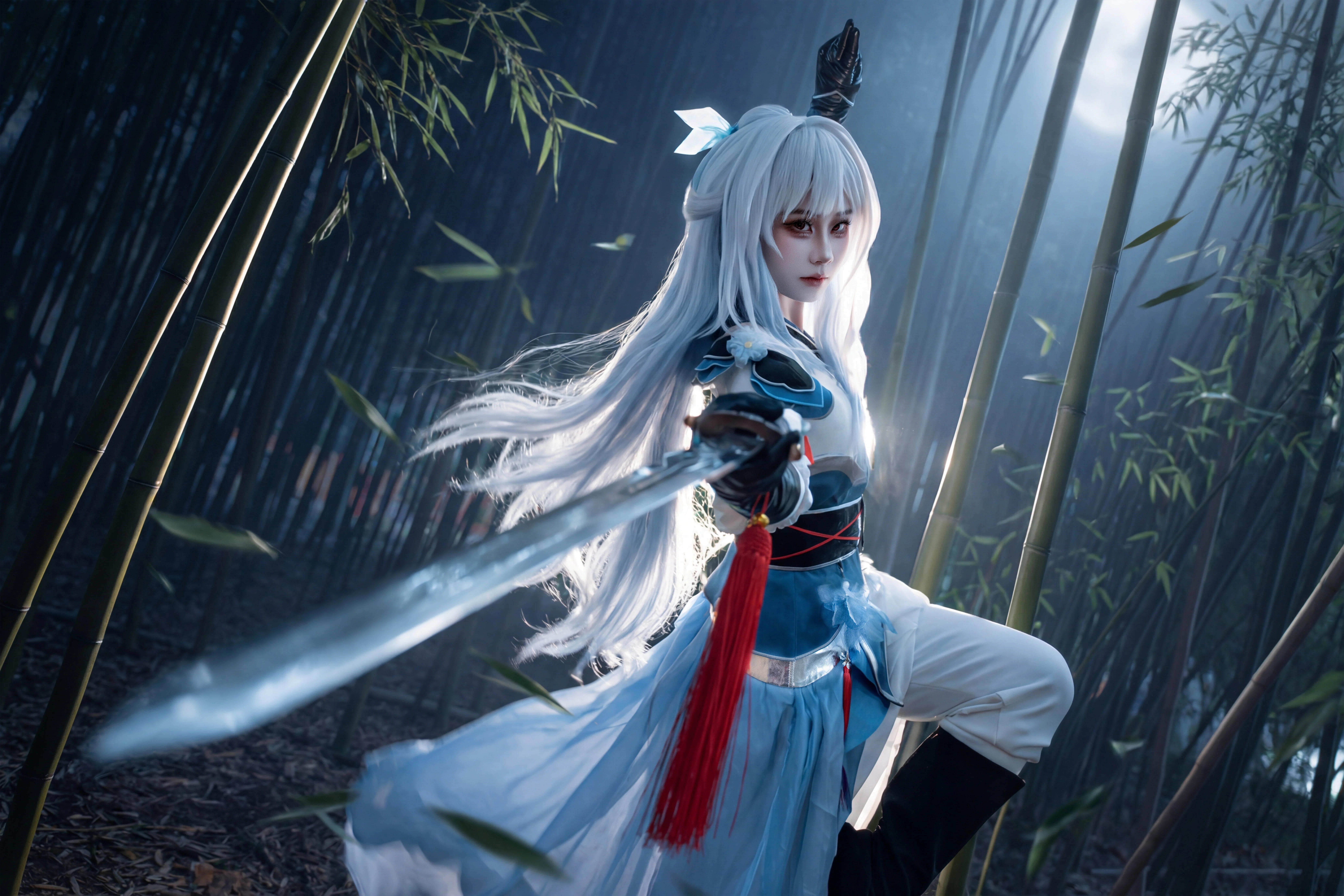 【镜流cos】孤剑披靡，仙舟罗浮的寒月之影 - 第 2 张