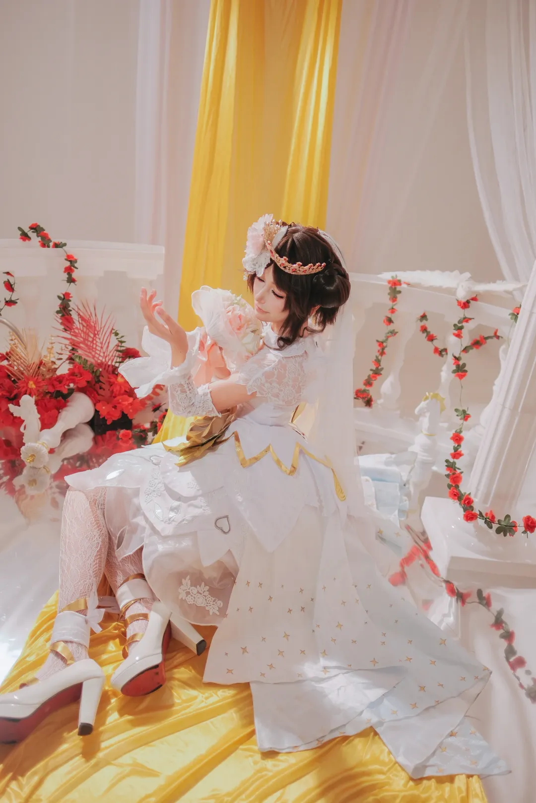 【小乔cos】王者荣耀花嫁，白纱与皇冠下的圣洁之美 - 第 2 张