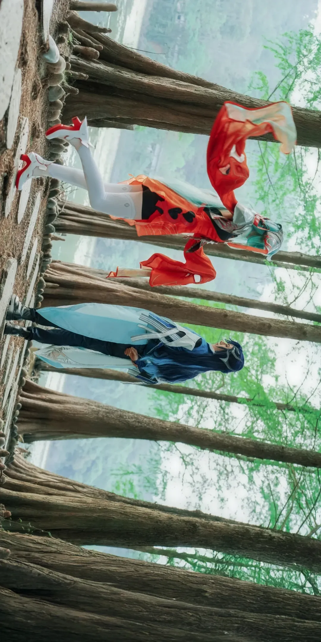 [Dyadia cosplay] Honor of Kings Qiyuan Duo: Red and White Partners in Natural Dawn Redwood Forest - Image 5