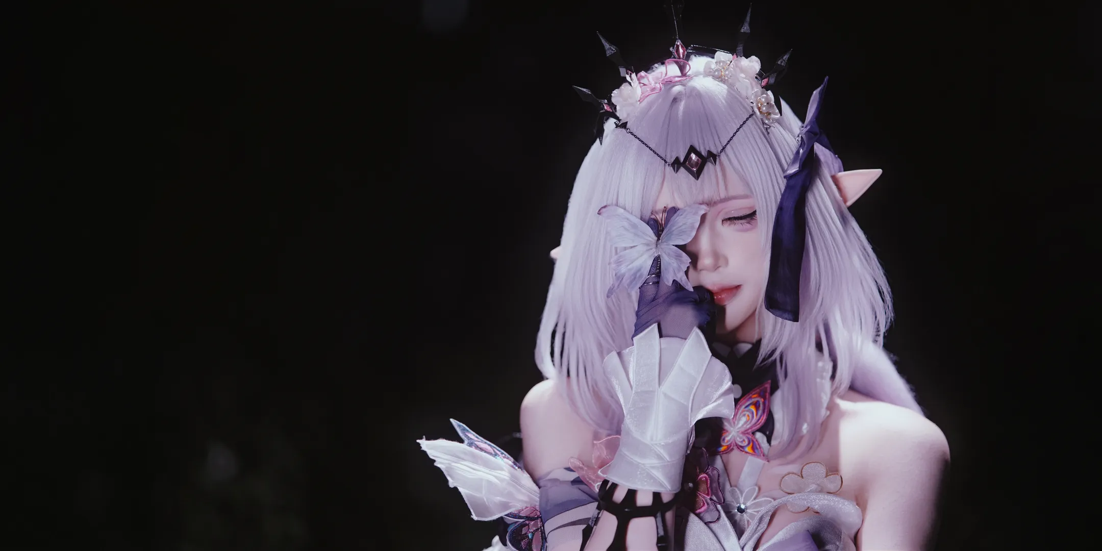 【遐蝶cos】翁法罗斯的星夜与花海，静谧的幽蝶之影 - 第 5 张