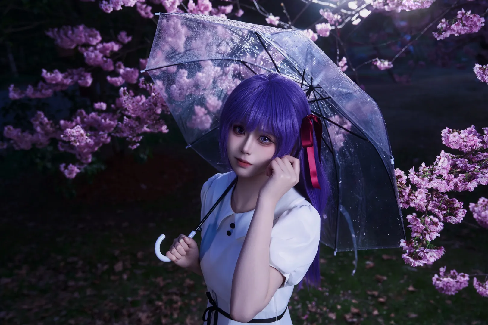 【間桐桜 コスプレ】私のそばにいて、雨の夜桜の下での記録 - 3 枚目