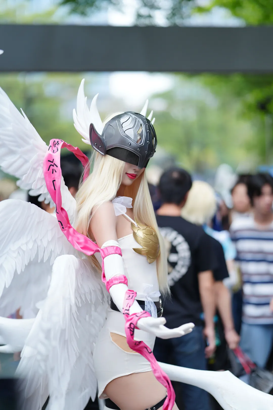【エンジェウーモン コスプレ】『デジモン』聖なる天使がイベントに降臨 - 2 枚目