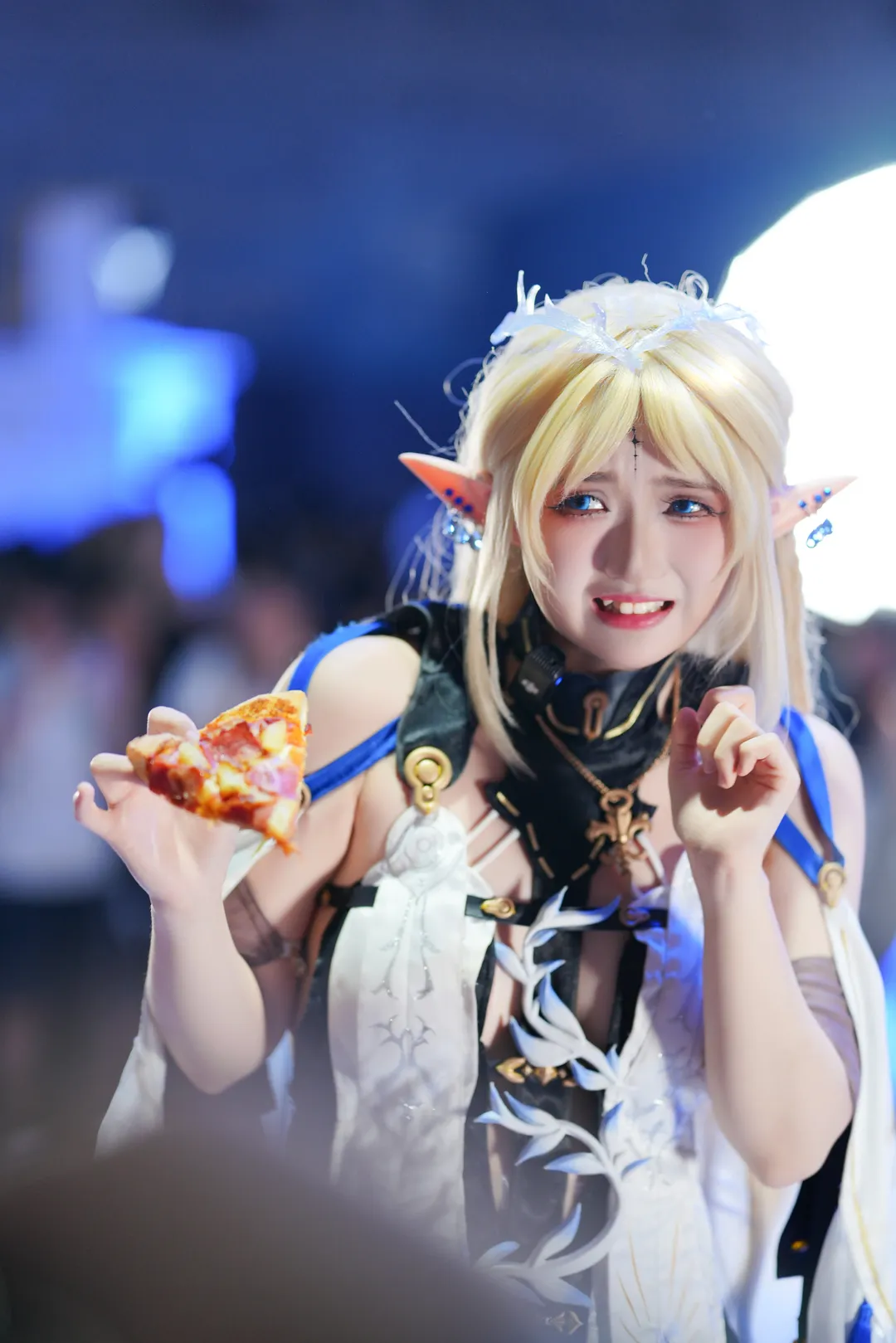 【精灵耳金发cos】线下见到Leedo老师瞬间蚌埠住啦 - 第 13 张
