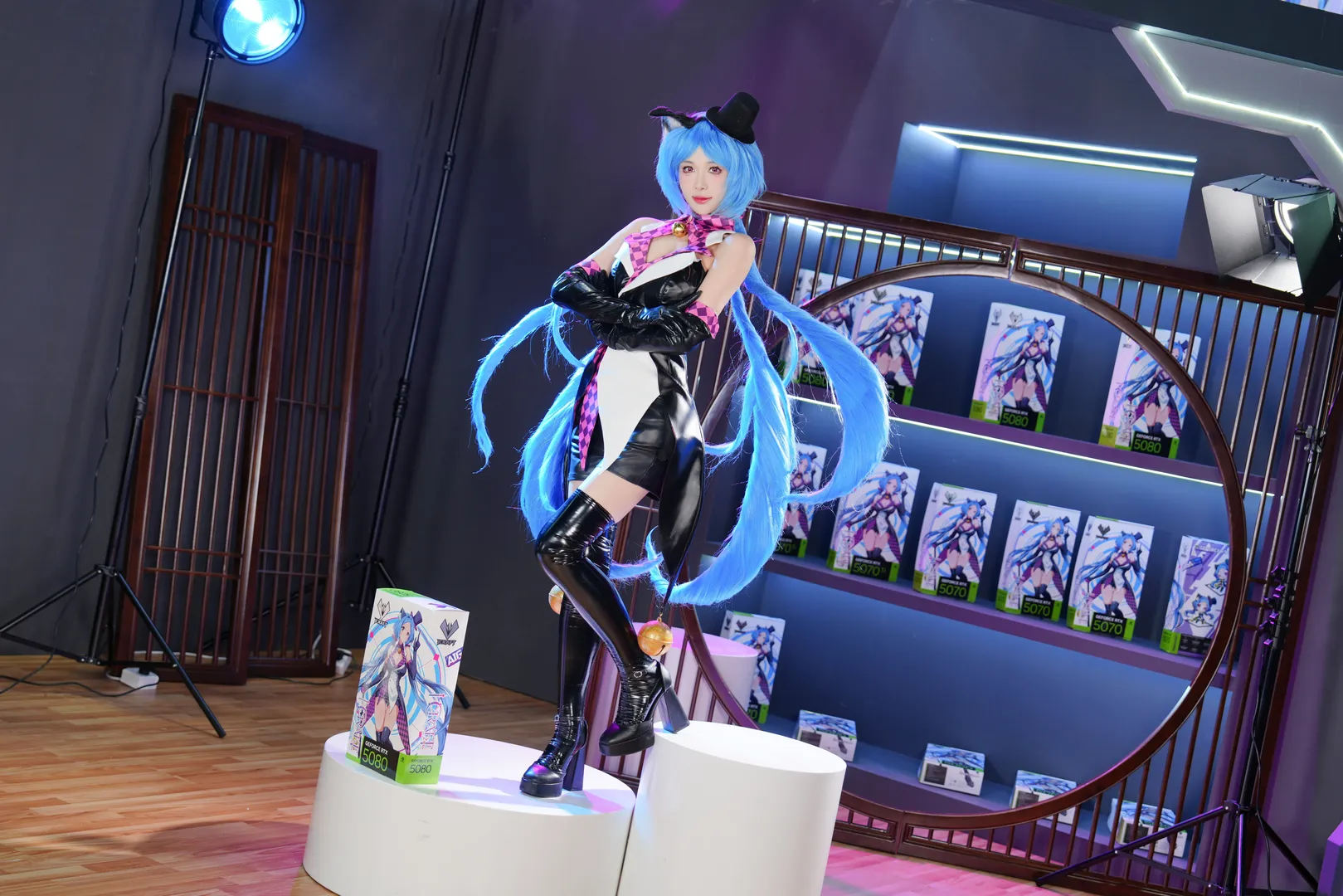 [Aysha cosplay] Blue-Haired Little Witch in Open Source Universe: CICF On-Site Shoot - Image 1