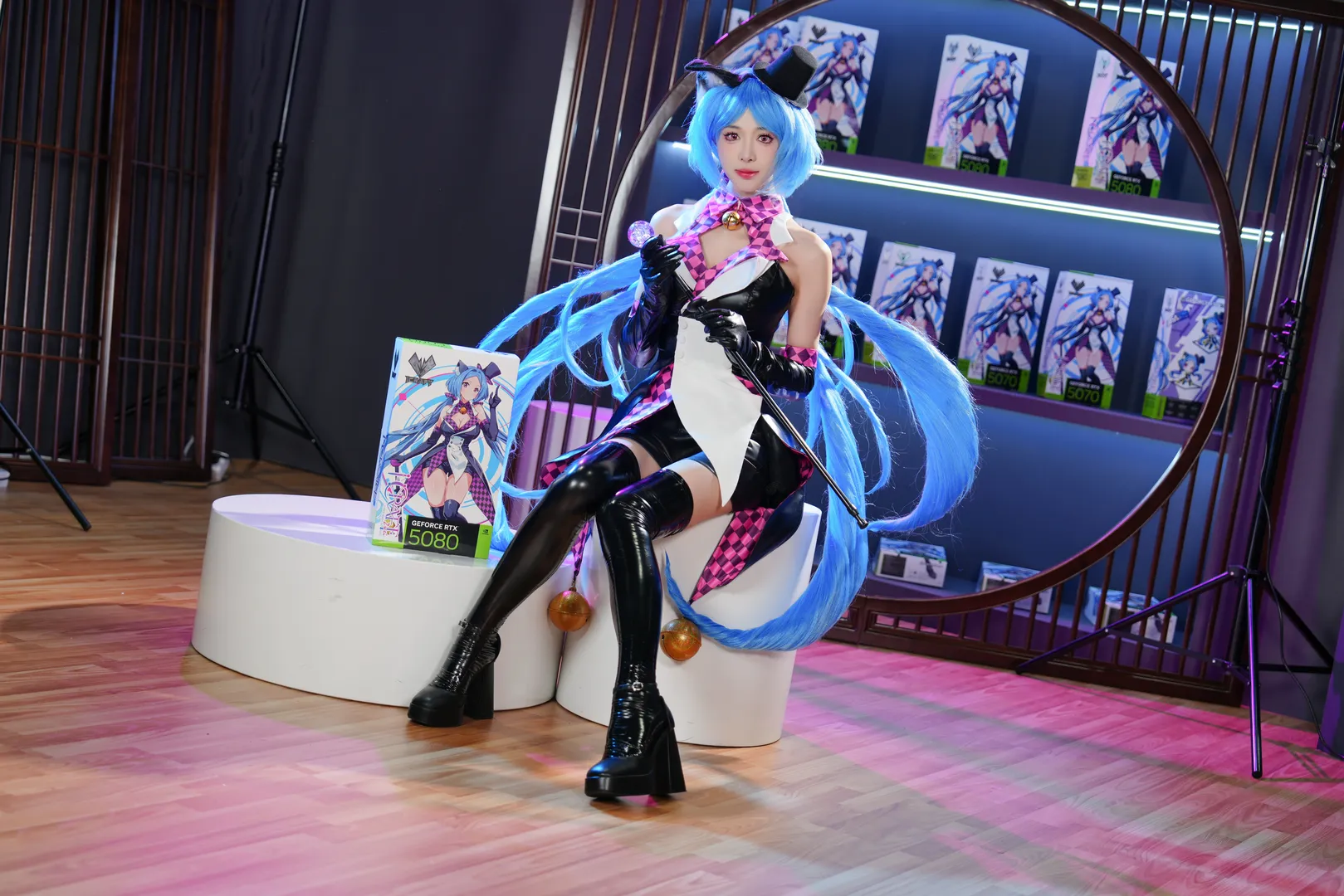 [Aysha cosplay] Blue-Haired Little Witch in Open Source Universe: CICF On-Site Shoot - Image 11