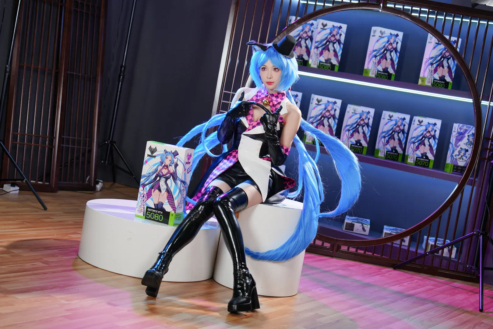 [Aysha cosplay] Blue-Haired Little Witch in Open Source Universe: CICF On-Site Shoot - Image 4