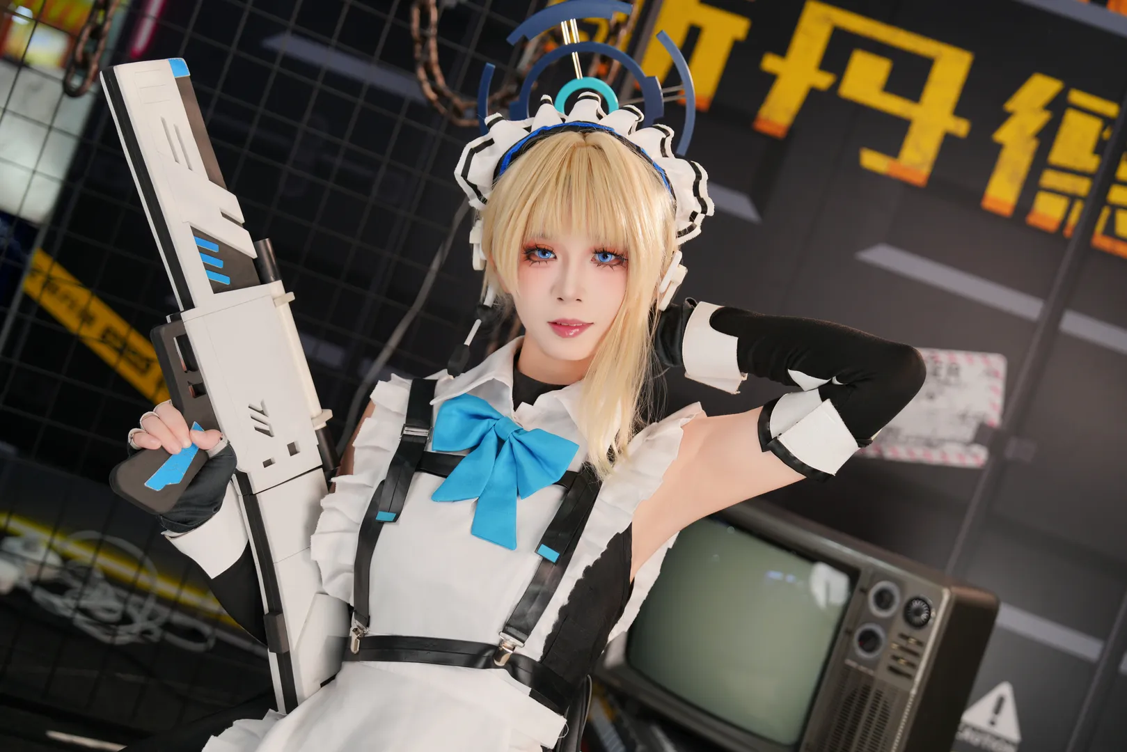 【飞鸟马时cos】蔚蓝档案女仆装，战术少女的漫展日常 - 第 7 张