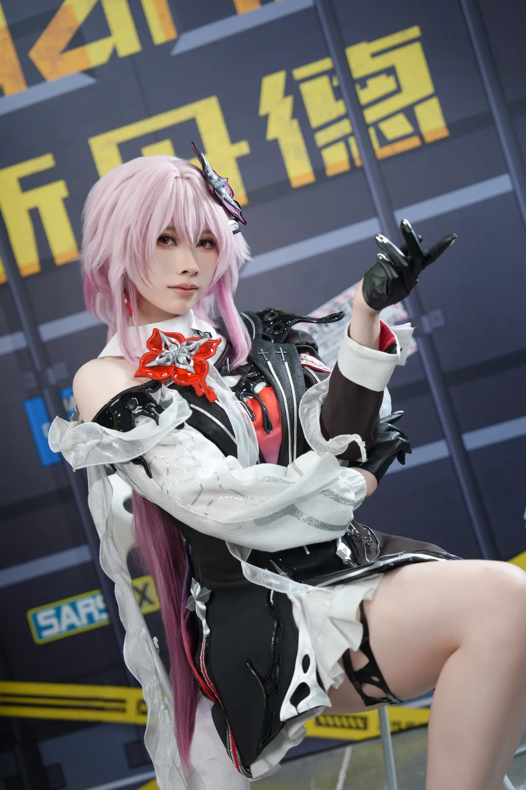 【长夜月cos】星穹铁道里的夜幕序曲，黑伞之下的静谧光影 - 第 8 张
