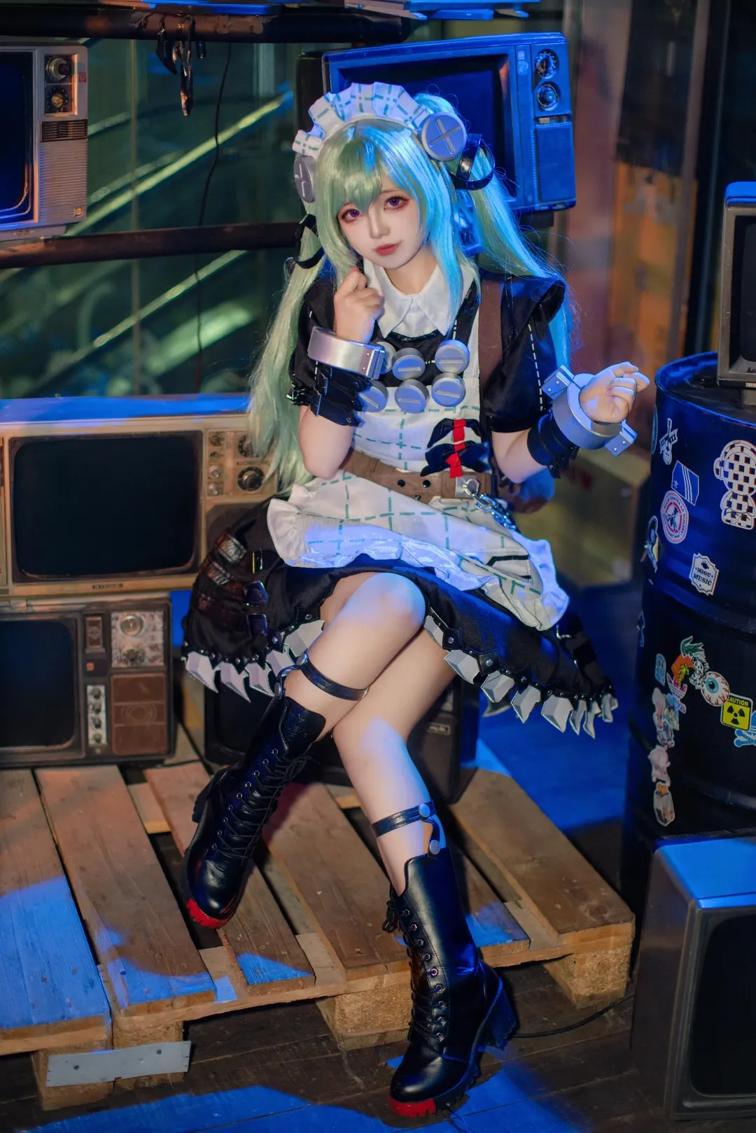 【可琳cos】绝区零里的重装女仆，电锯才是真家伙 - 第 1 张