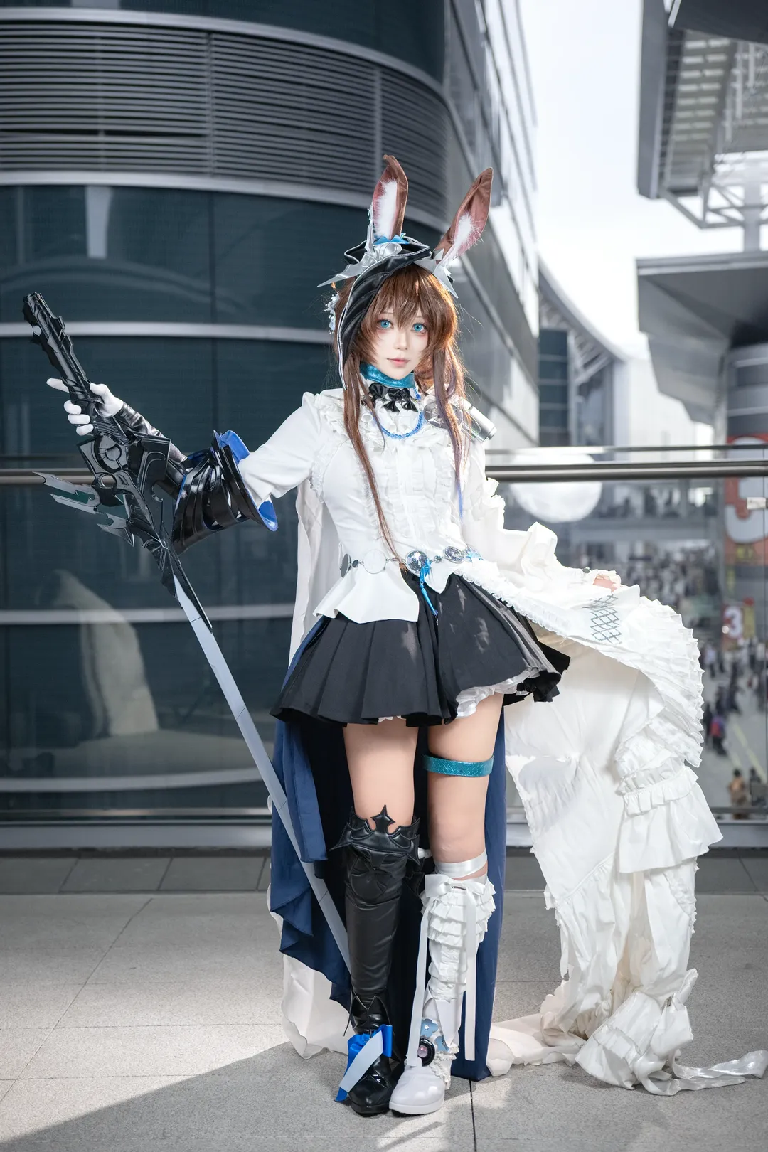 【アーミヤ コスプレ】『アークナイツ』ロドスの信念、いつかこの剣を置ける日が来ることを - 1 枚目