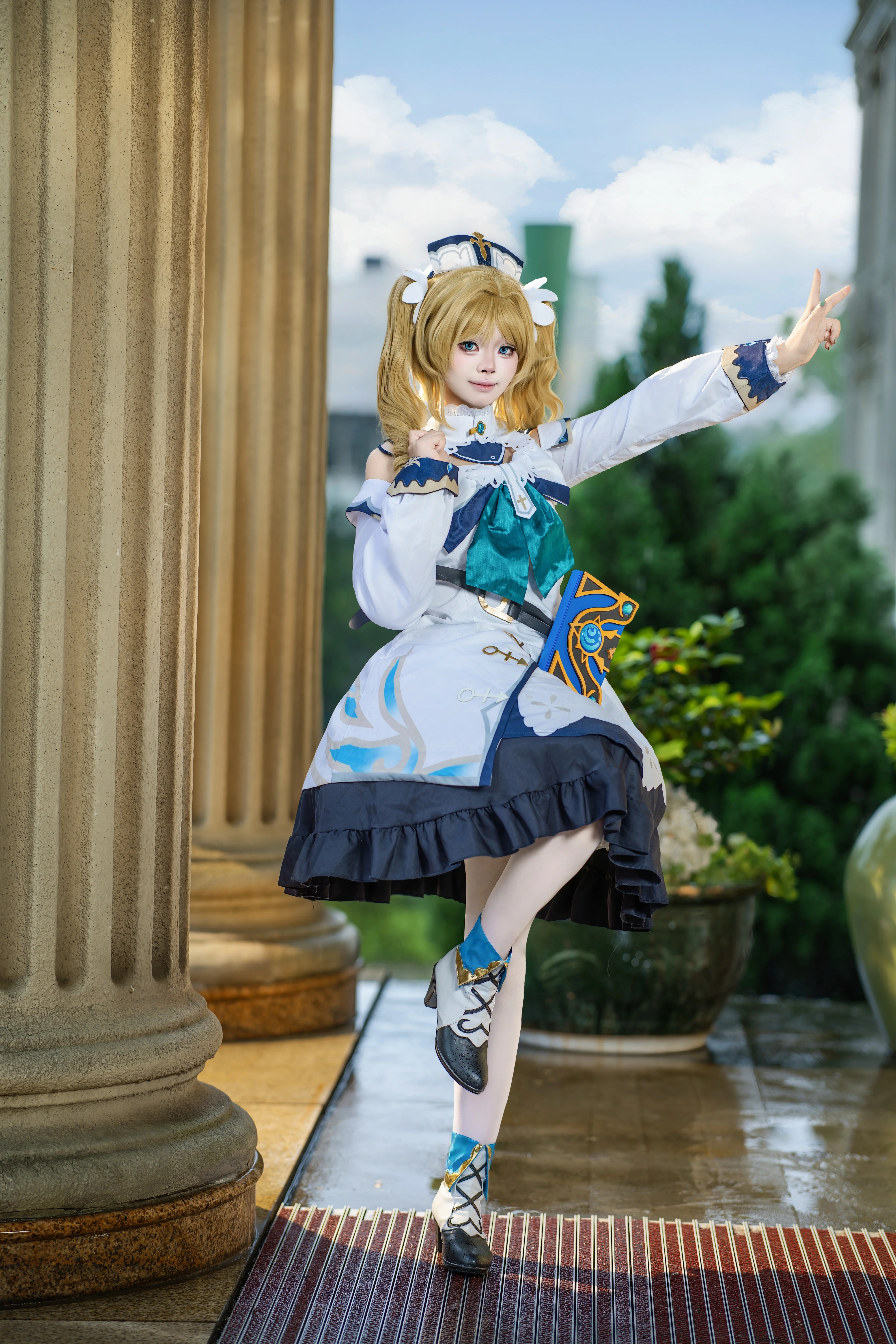 【芭芭拉cos】原神蒙德城的治愈之光，今日份治疗已就位 - 第 1 张