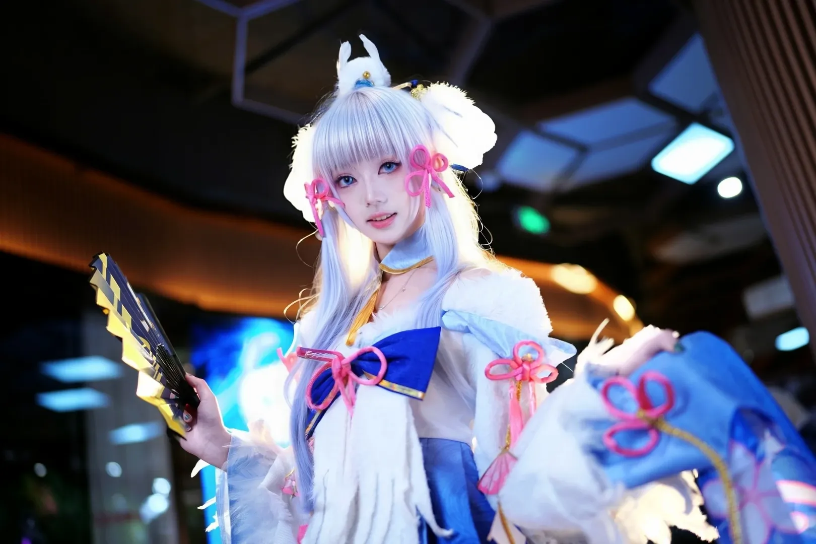 【神里绫华cos】原神神里绫华，在光影中的灵动瞬间 - 第 1 张