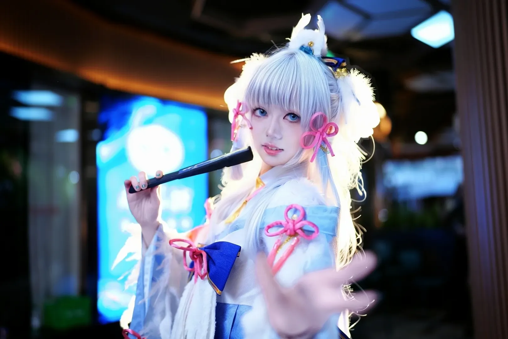 【神里绫华cos】原神神里绫华，在光影中的灵动瞬间 - 第 2 张