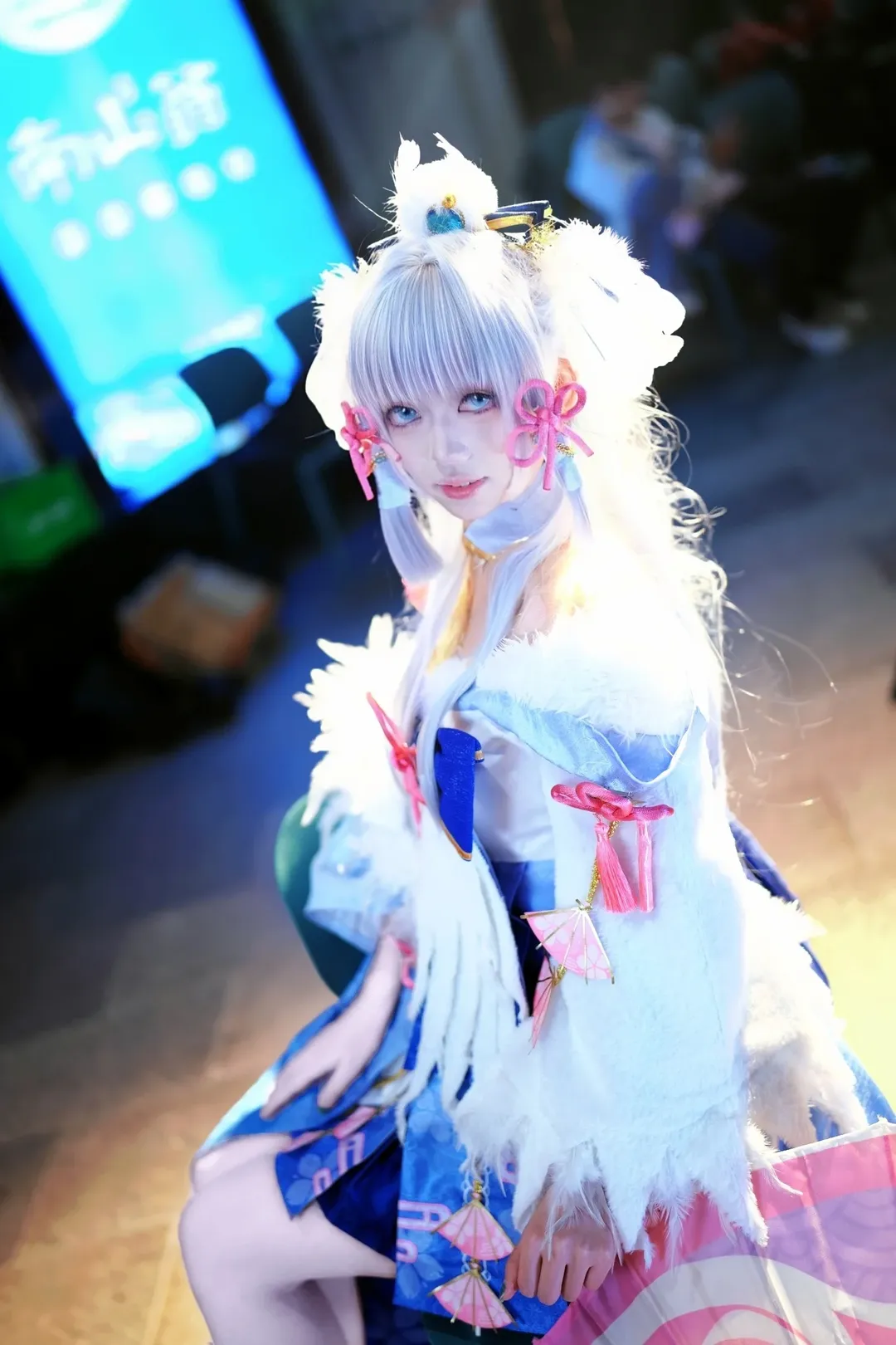 【神里绫华cos】原神神里绫华，在光影中的灵动瞬间 - 第 4 张