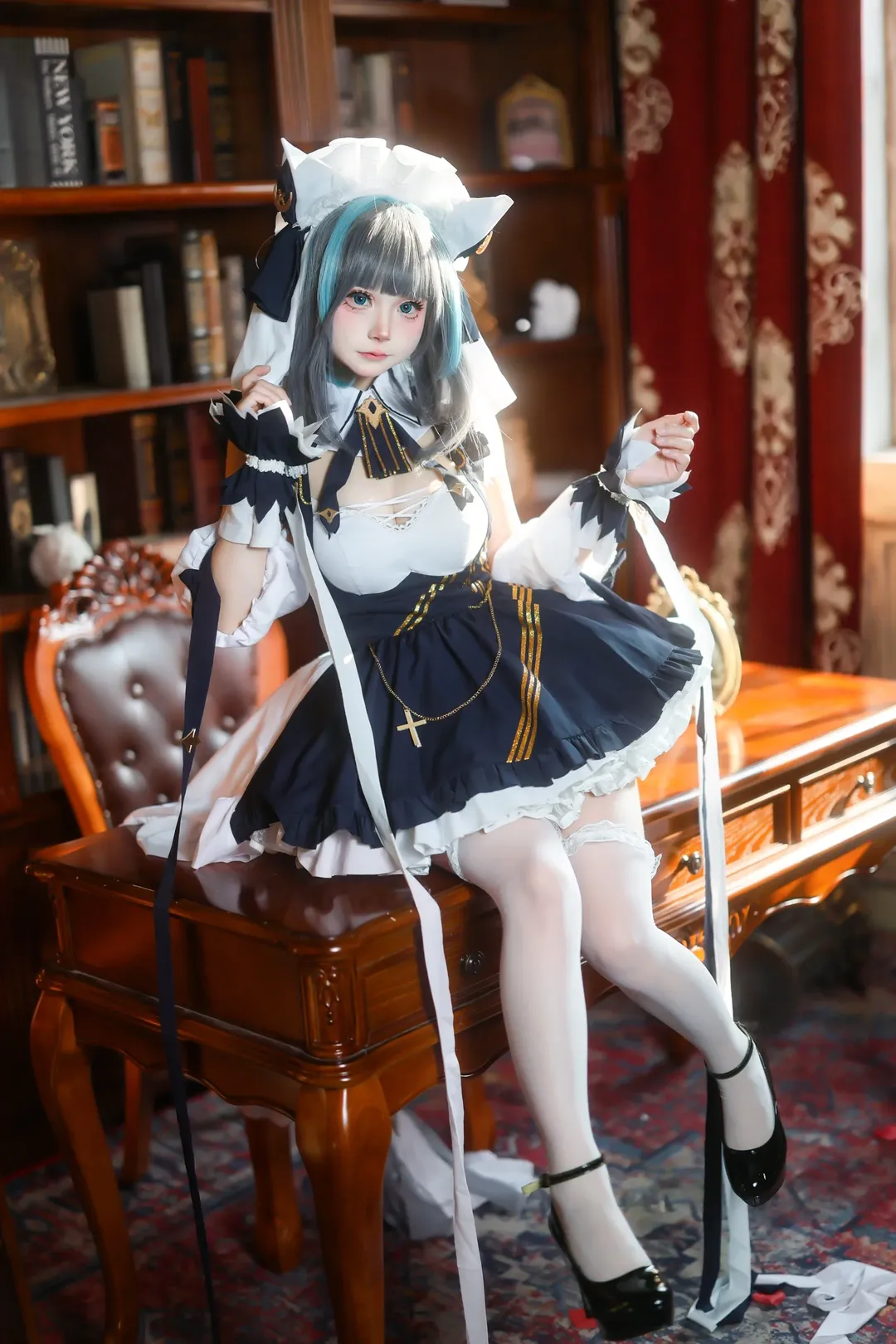 【柴郡cos】碧蓝航线皇家女仆的古典书房时光
