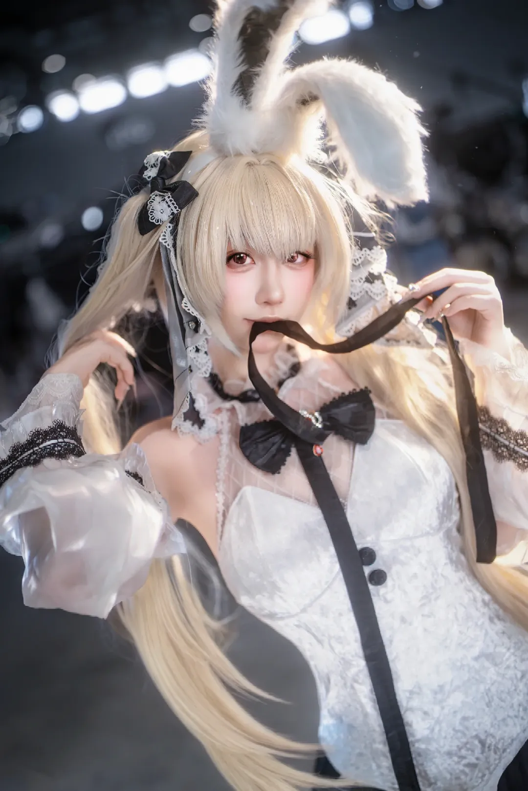 【フォーミダブル コスプレ】アズールレーン バニーガールイベント写真、本気のこだわりが詰まった一着 - 1 枚目