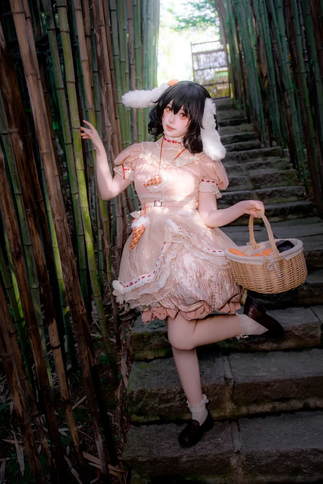【因幡帝cos】竹林里的兔耳少女，东方Project的灵动感