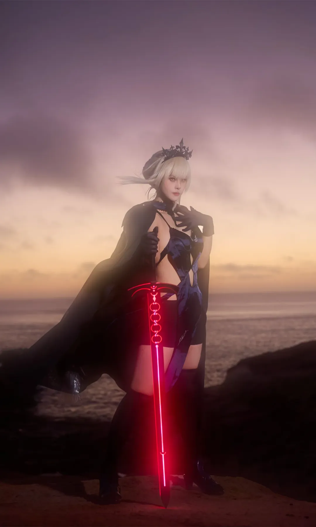 【水着アルトリア〔オルタ〕コスプレ】Fate/Grand Orderにおける暗夜の女王 - 1 枚目