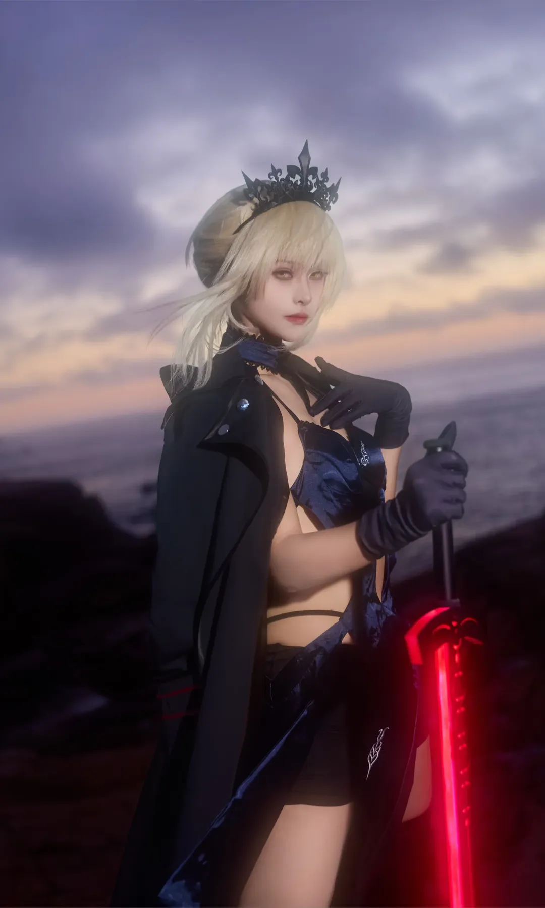【水着アルトリア〔オルタ〕コスプレ】Fate/Grand Orderにおける暗夜の女王 - 2 枚目