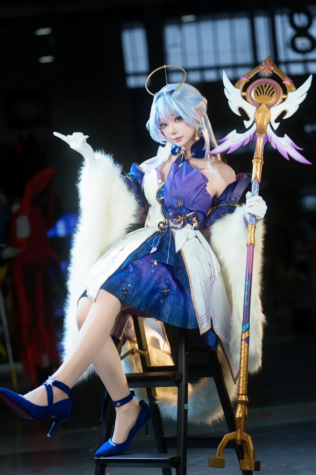 【ロビン コスプレ】『崩壊：スターレイル 周年記念』の会場を歩む - 1 枚目