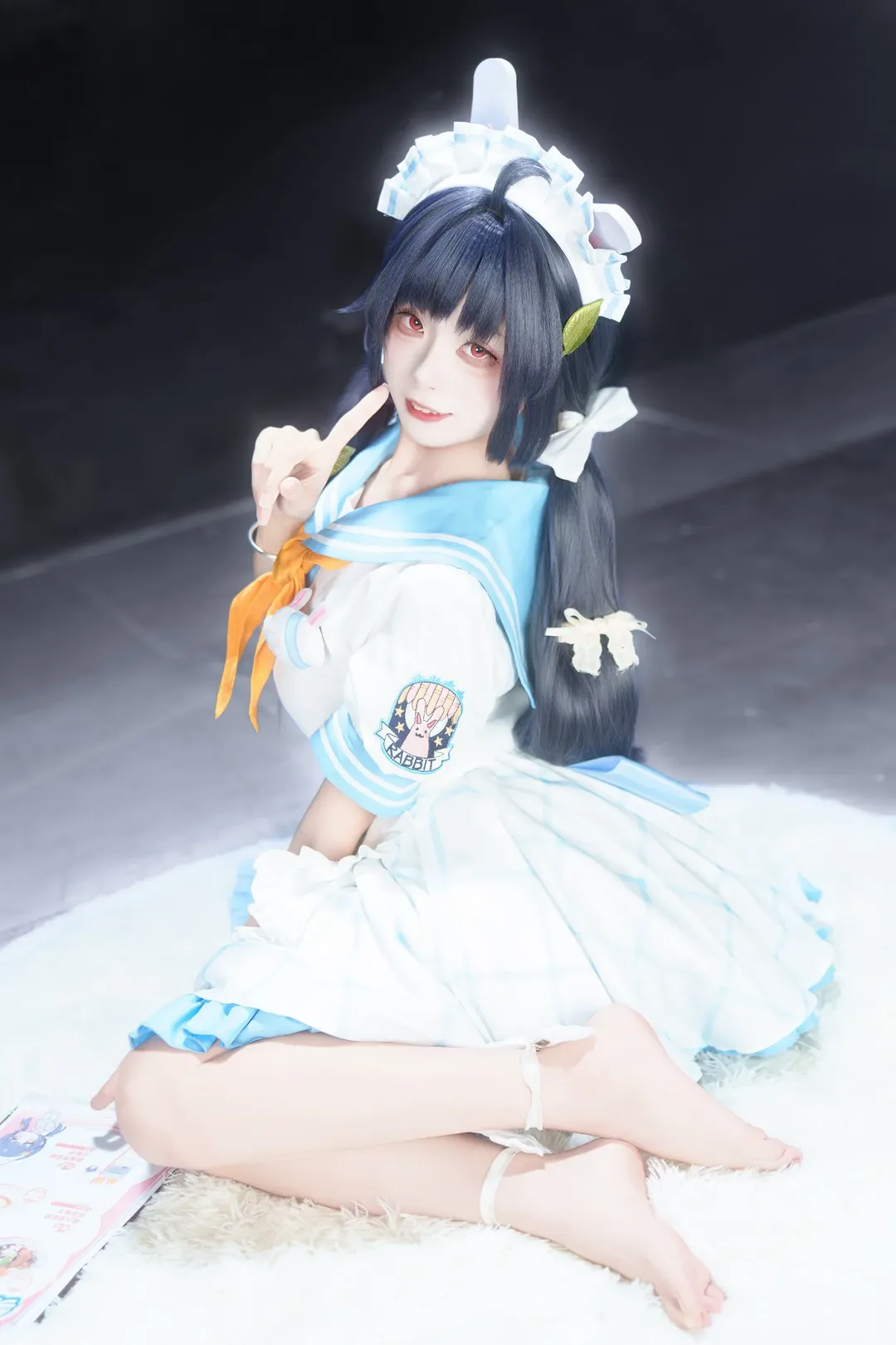 【霞沢ミユコスプレ】ブルーアーカイブ、透明感あふれるハイライト撮影で魅せるセーラー服スタイル - 1 枚目