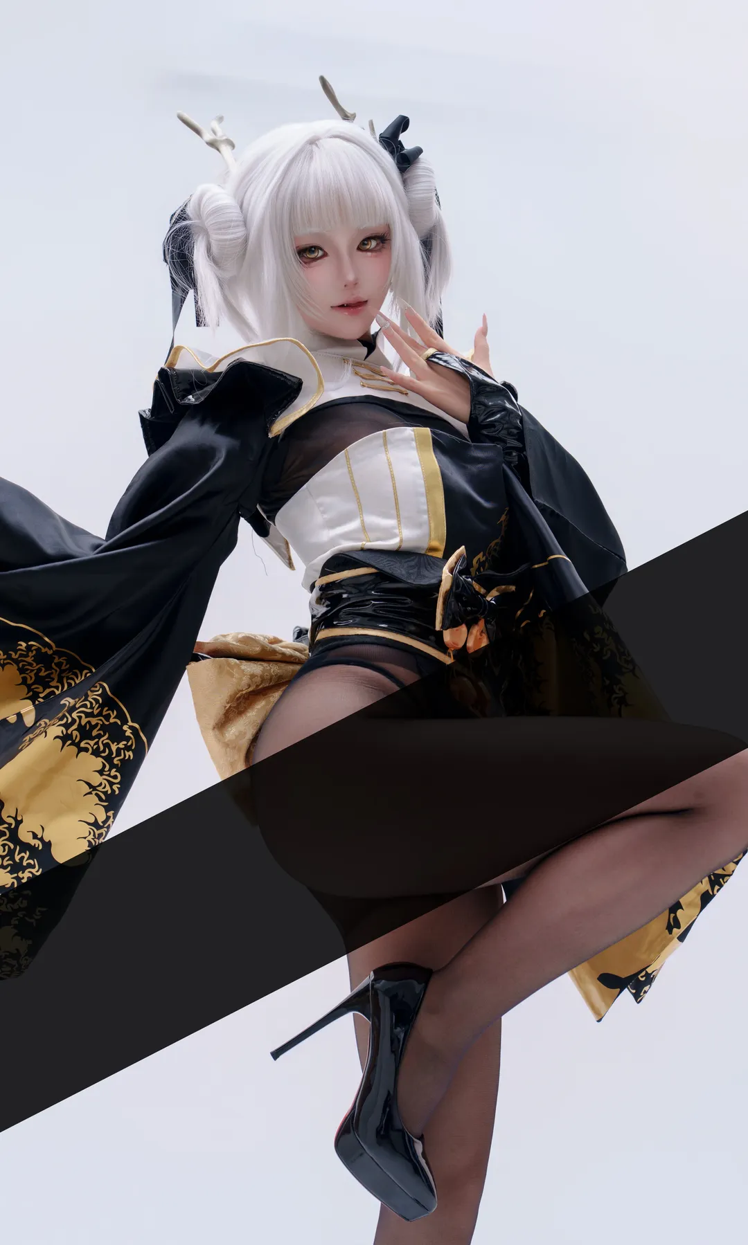 【白兔布兰儿cos】NIKKE胜利女神，白黑配色的精致演绎 - 第 2 张