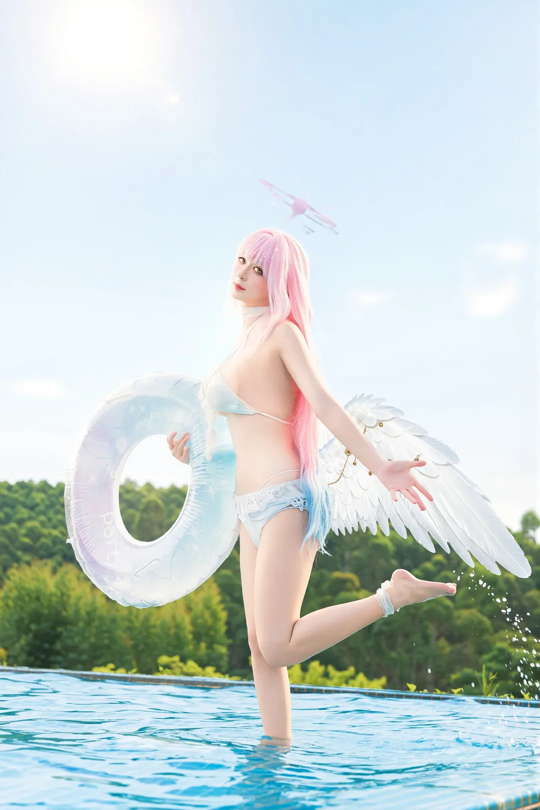 【圣园未花cos】夏日水边的纯白天使，蔚蓝档案泳装造型