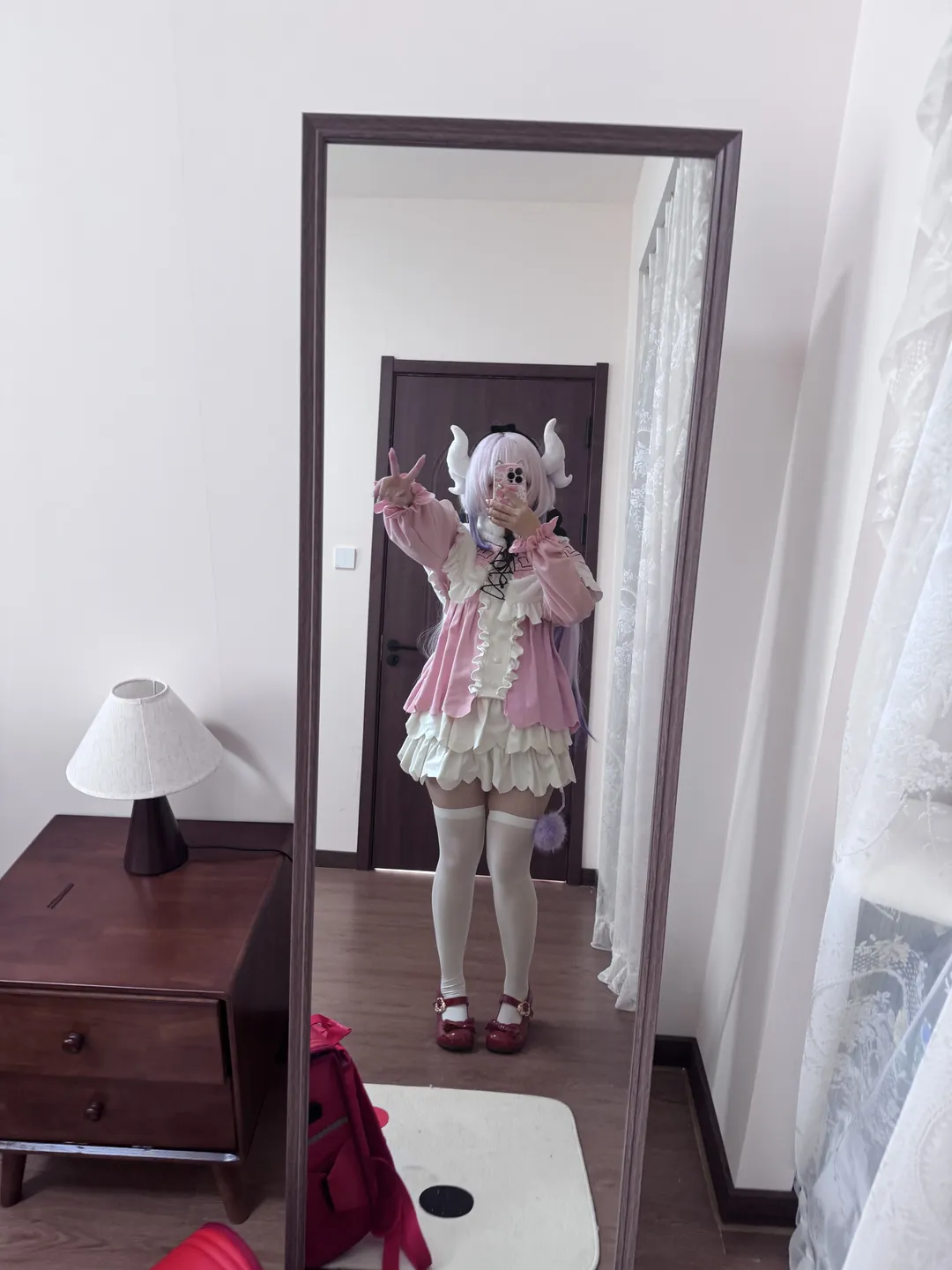 【康娜cos】小林家的龙女仆，记录这套洋装的穿搭细节与自拍技巧