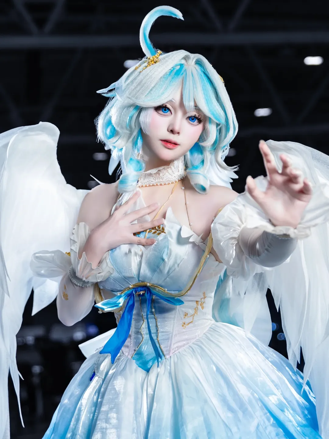 【芙宁娜cos】神明是因人的存在而被尊为神明