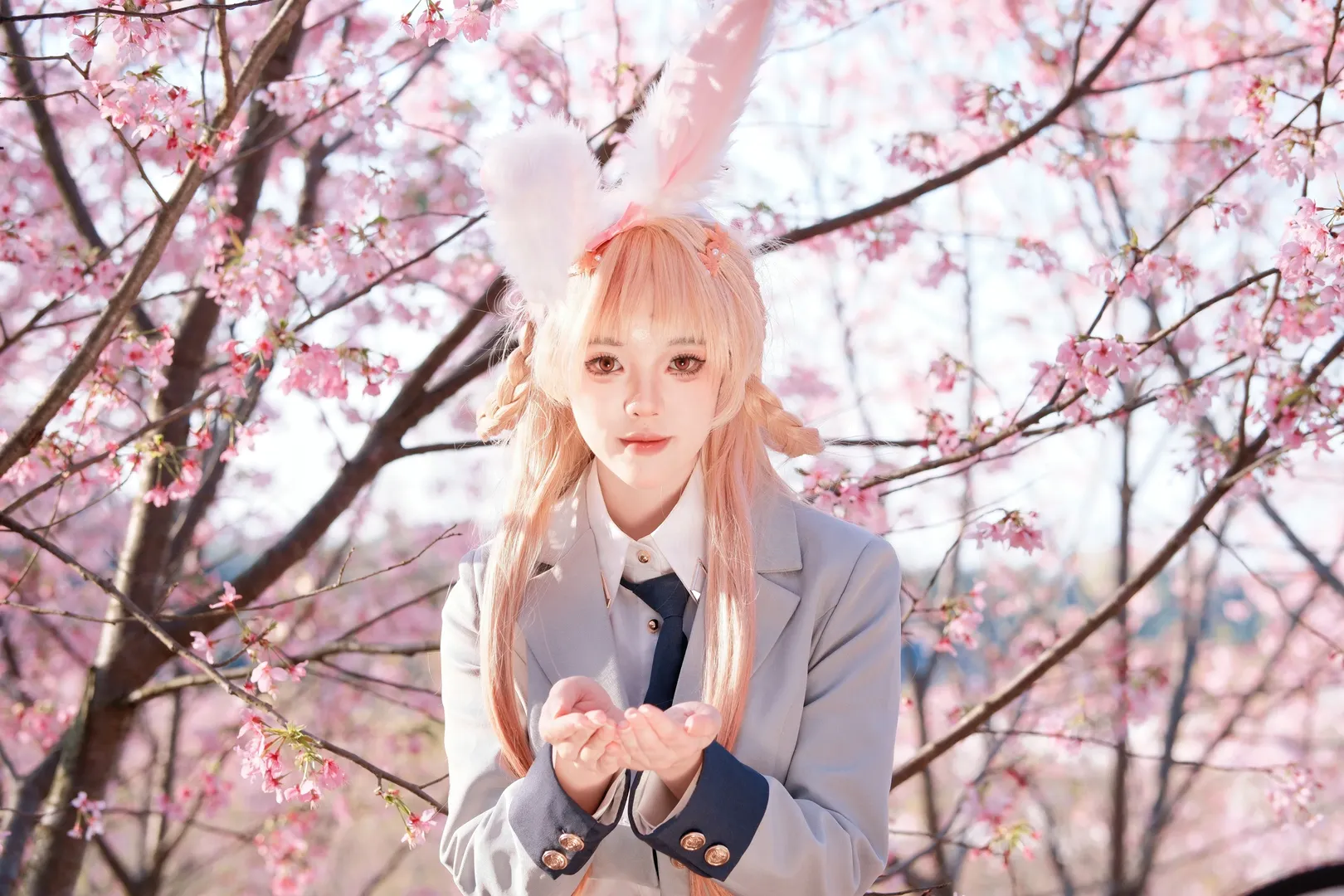 【公孙离cos】长安春日花海里绽放的兔耳少女 - 第 4 张
