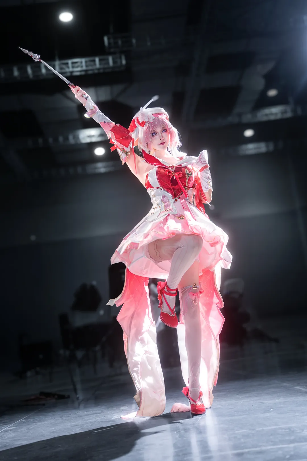【爱莉希雅cos】爱愿妖精的晶莹魔法，定格在光与影的瞬间 - 第 3 张