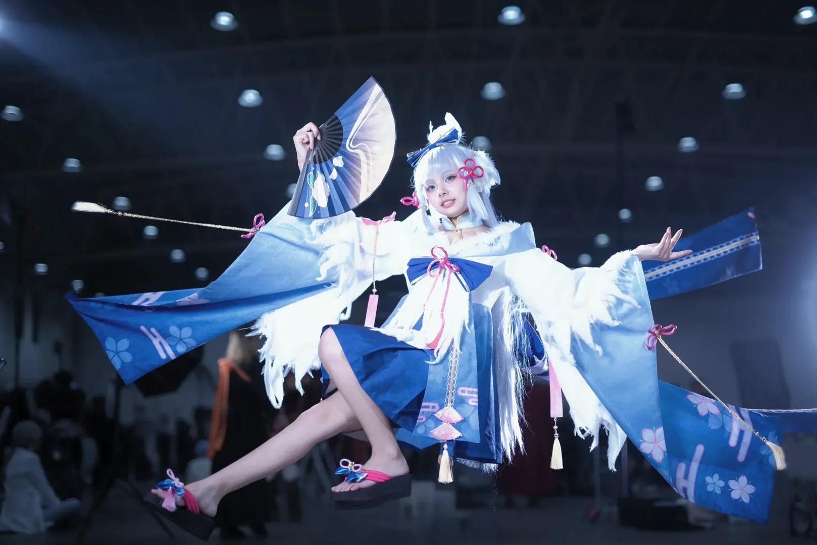 【神里绫华cos】原神白鹭公主的扇舞漫展分享