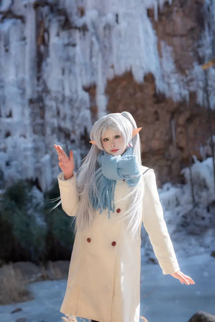 【フリーレン コスプレ】『葬送のフリーレン』氷瀑の下の冬の妖精 - 3 枚目