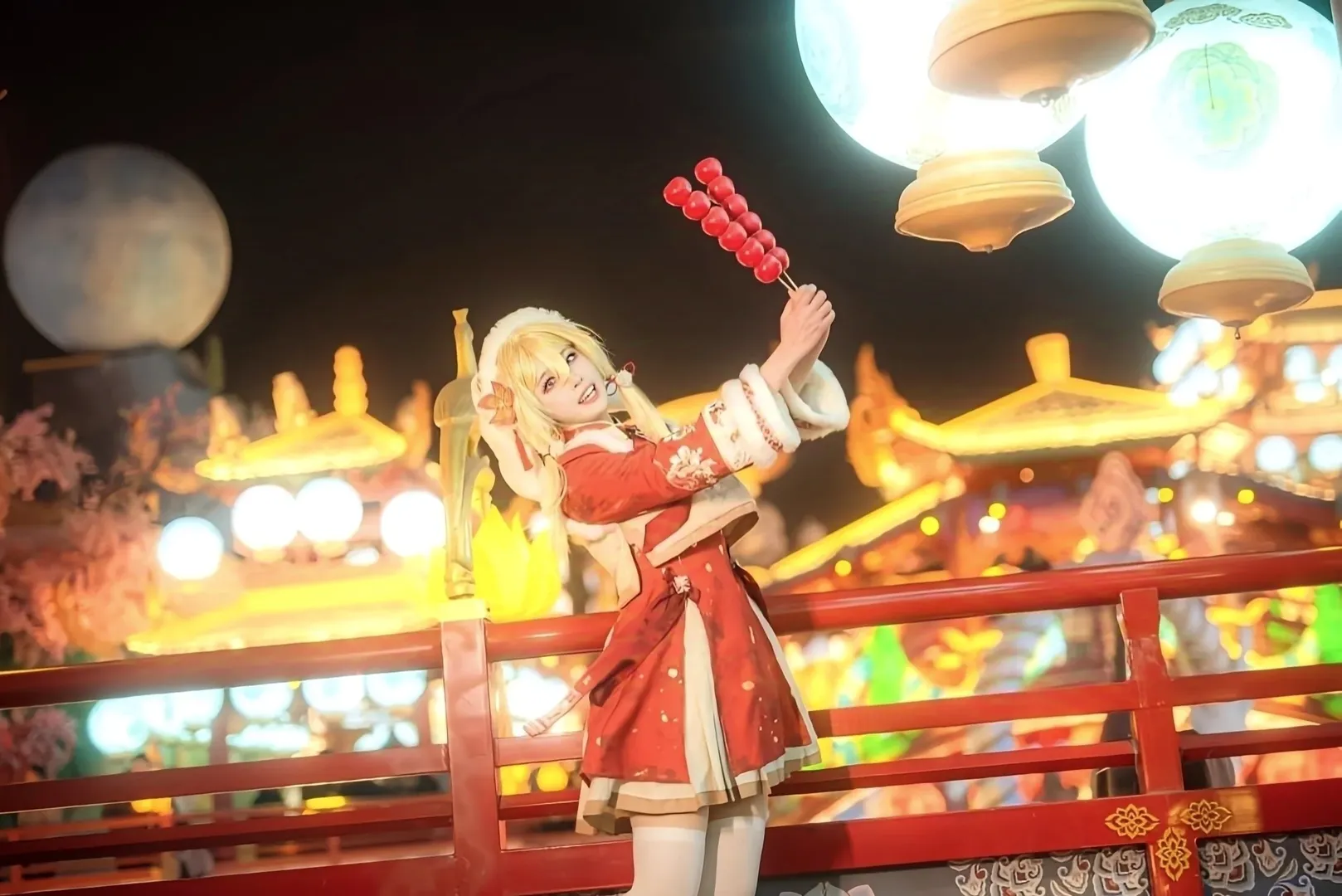 [Lumine cosplay] Qingdao Lantern Festival Night View Has Such a Lantern Rite Vibe!