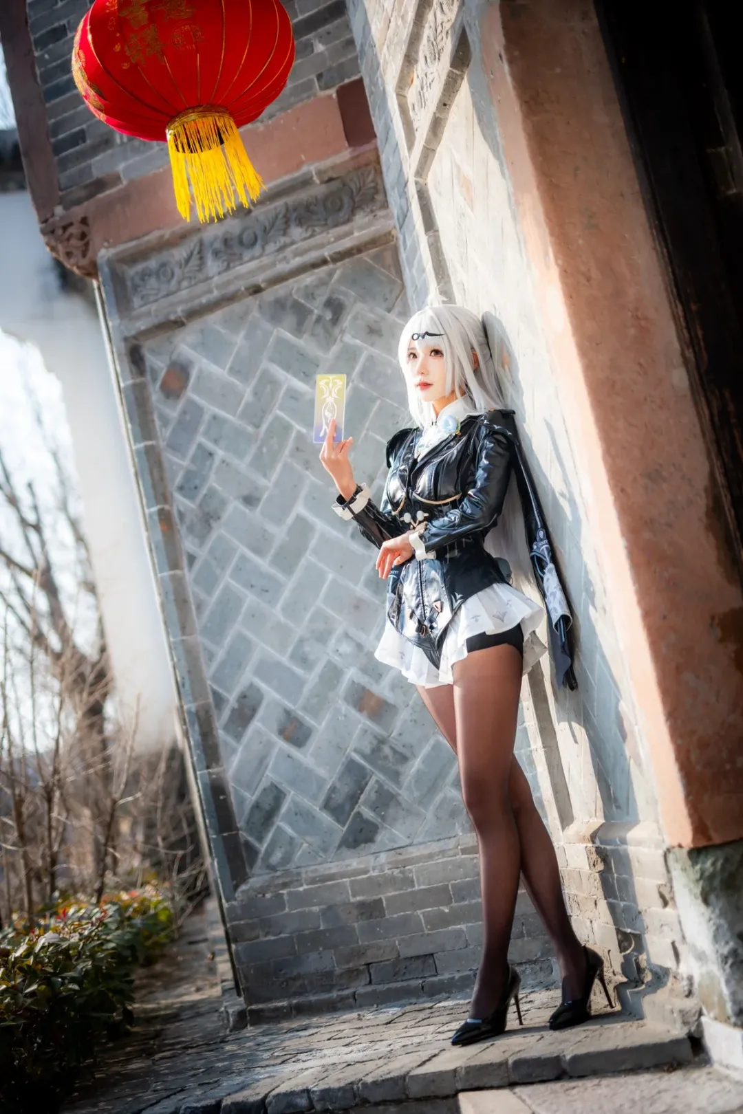 【儀玄cos】絕區零裡的國風庭院與機能皮衣 - 第 1 張