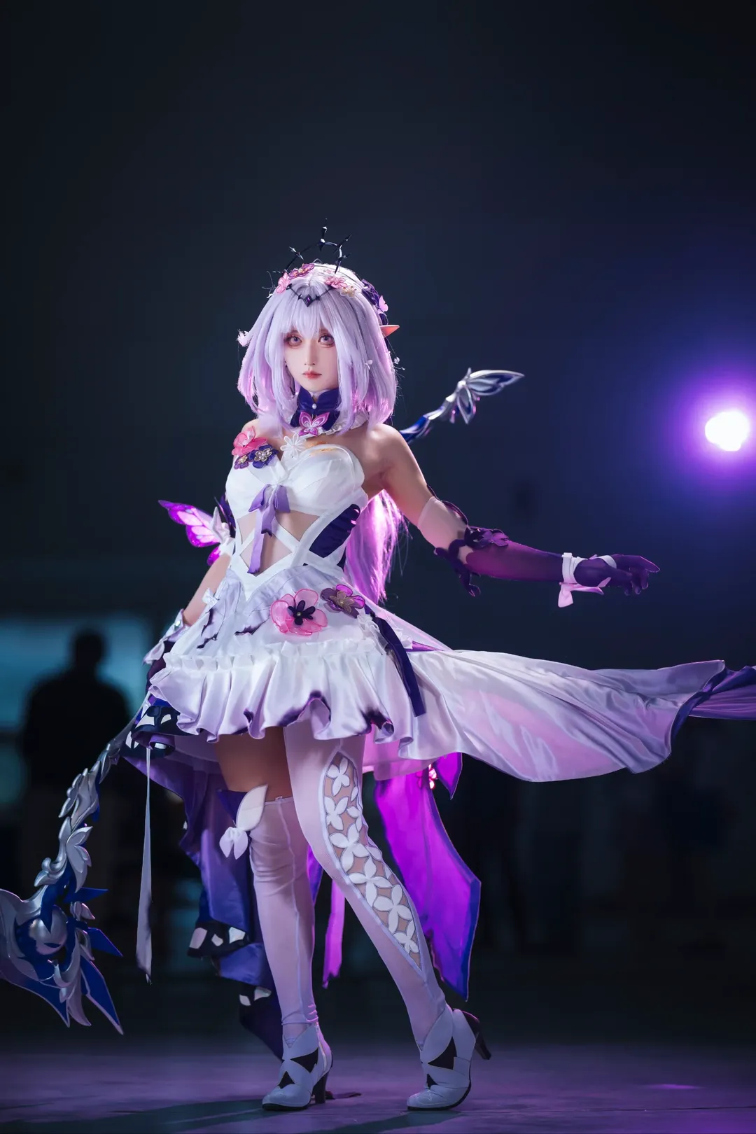 【遐蝶cos】崩坏星穹铁道，微光场照中的紫蝶与约定