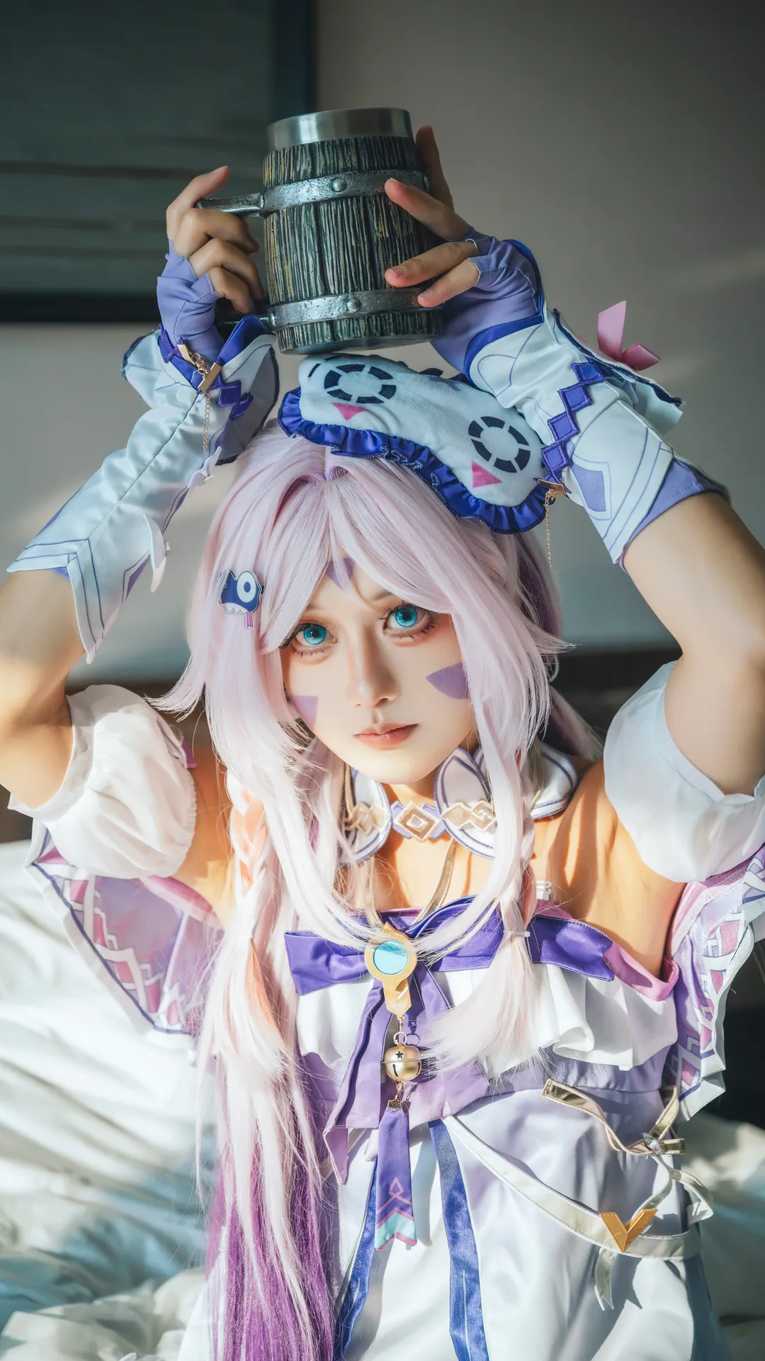 【茜特菈莉cos】原神里那位带着木桶和玩偶的可爱祭司 - 第 9 张