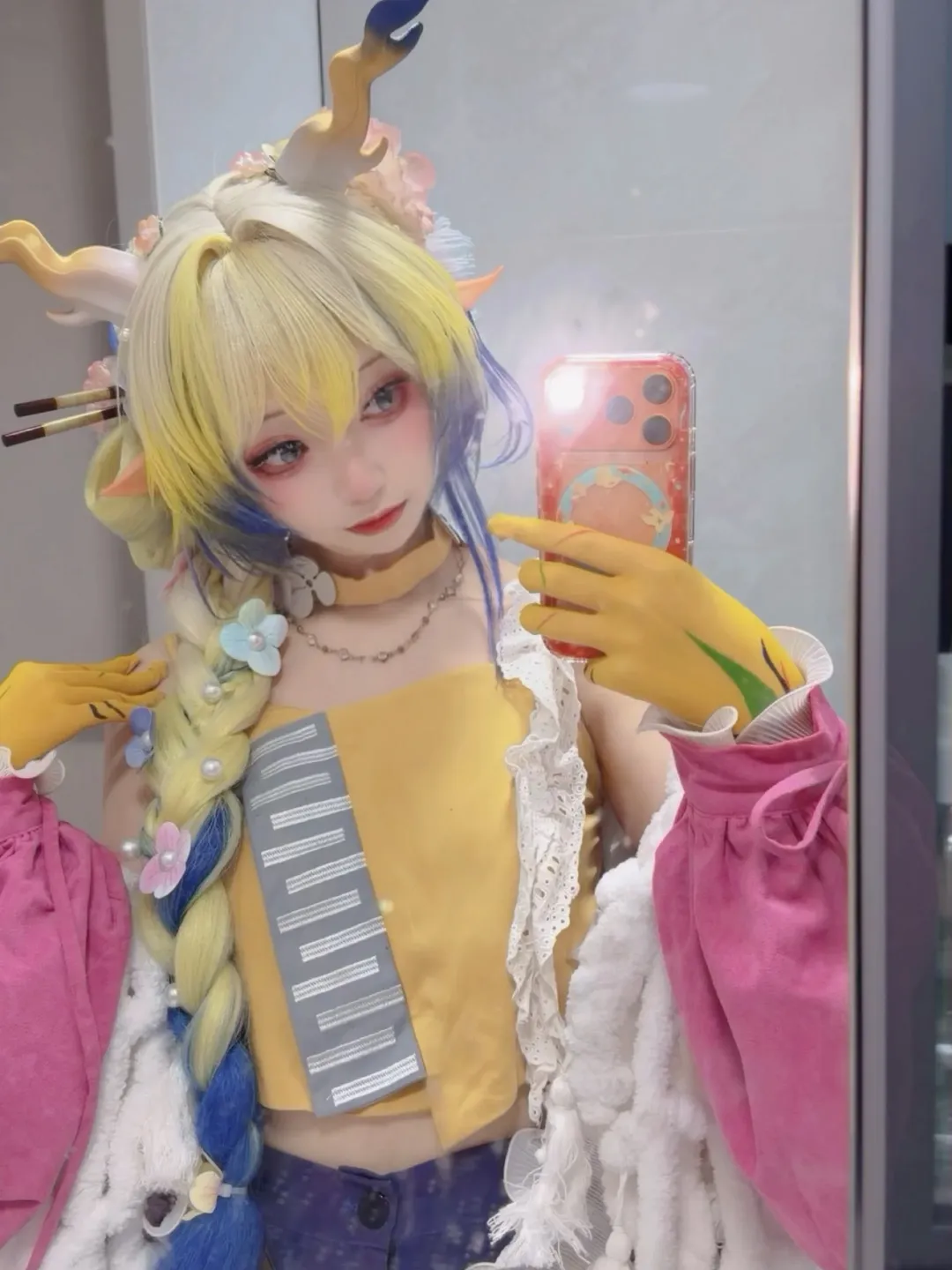 【黍cos】明日方舟春日宴里，花一个半小时死磕出来的眼妆 - 第 2 张