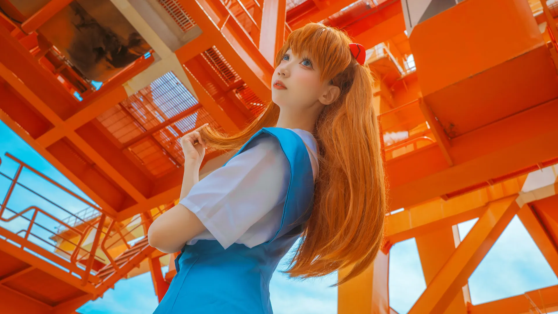 【明日香cos】EVA新世纪福音战士的经典校服与工业风，调色苦战两月终出片 - 第 6 张