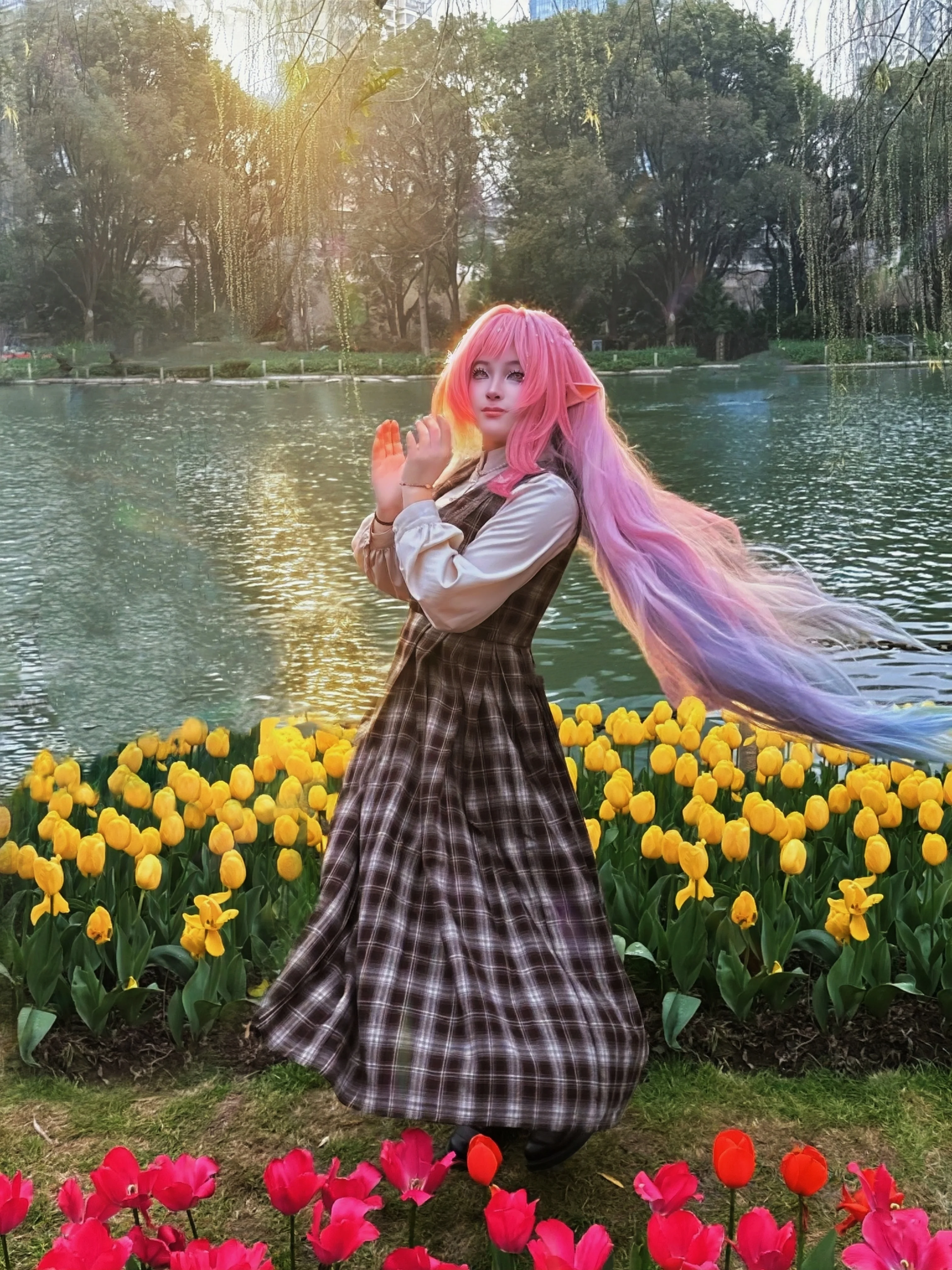 [Cyrene Cosplay] Museum Curator of Honkai: Star Rail, Strolling along the Tulip Waterfront - Image 2