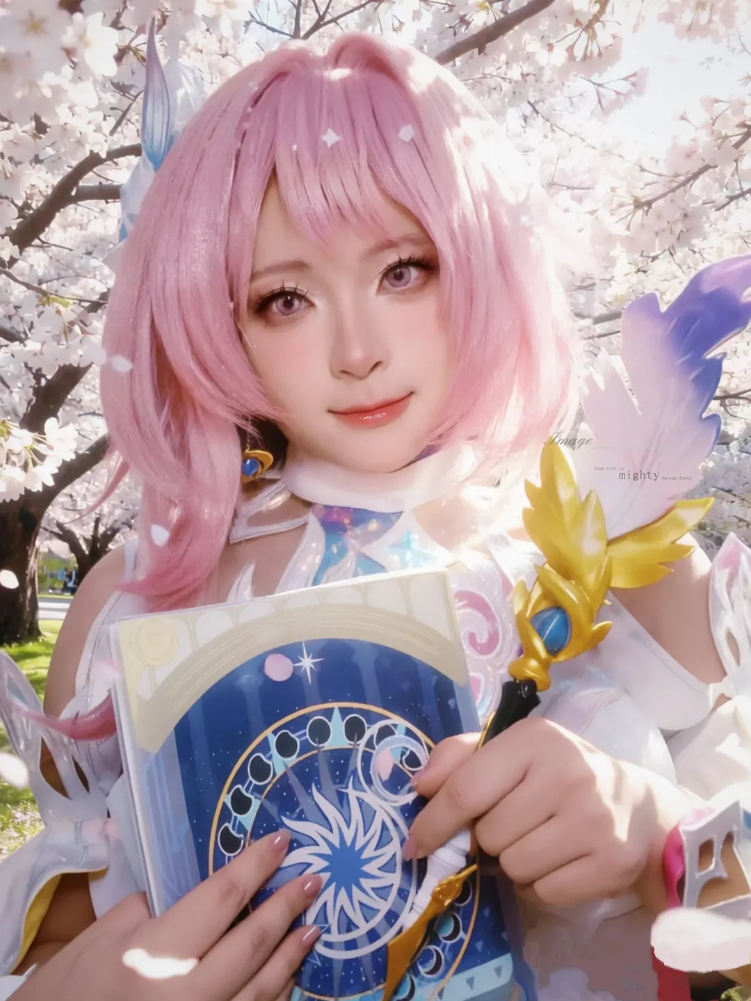【昔涟cos】崩坏星穹铁道三周年，樱花树下的甜美定格 - 第 1 张