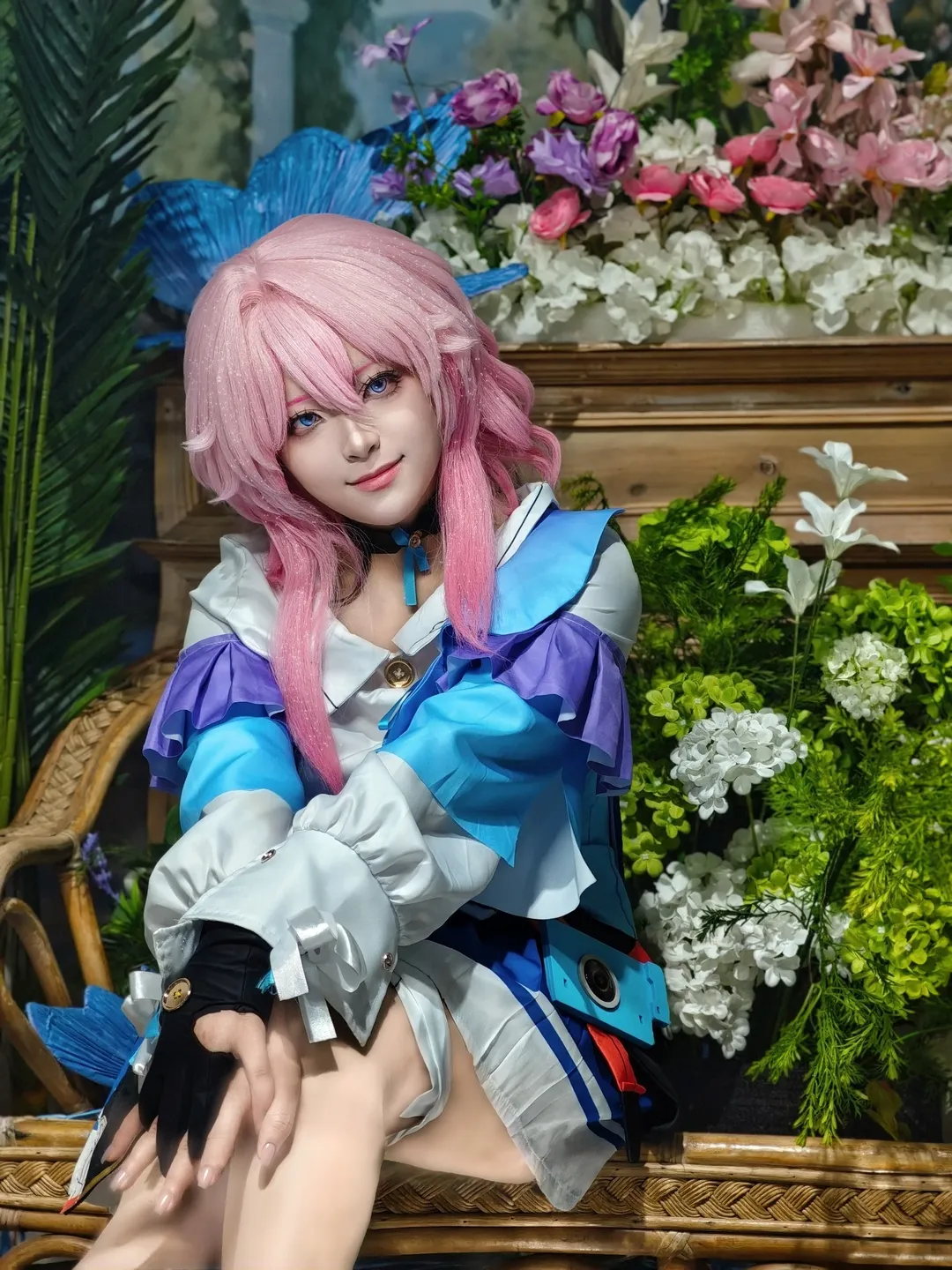 【三月七cos】崩坏星穹铁道里的元气出镜，场照直出全是手机拍的