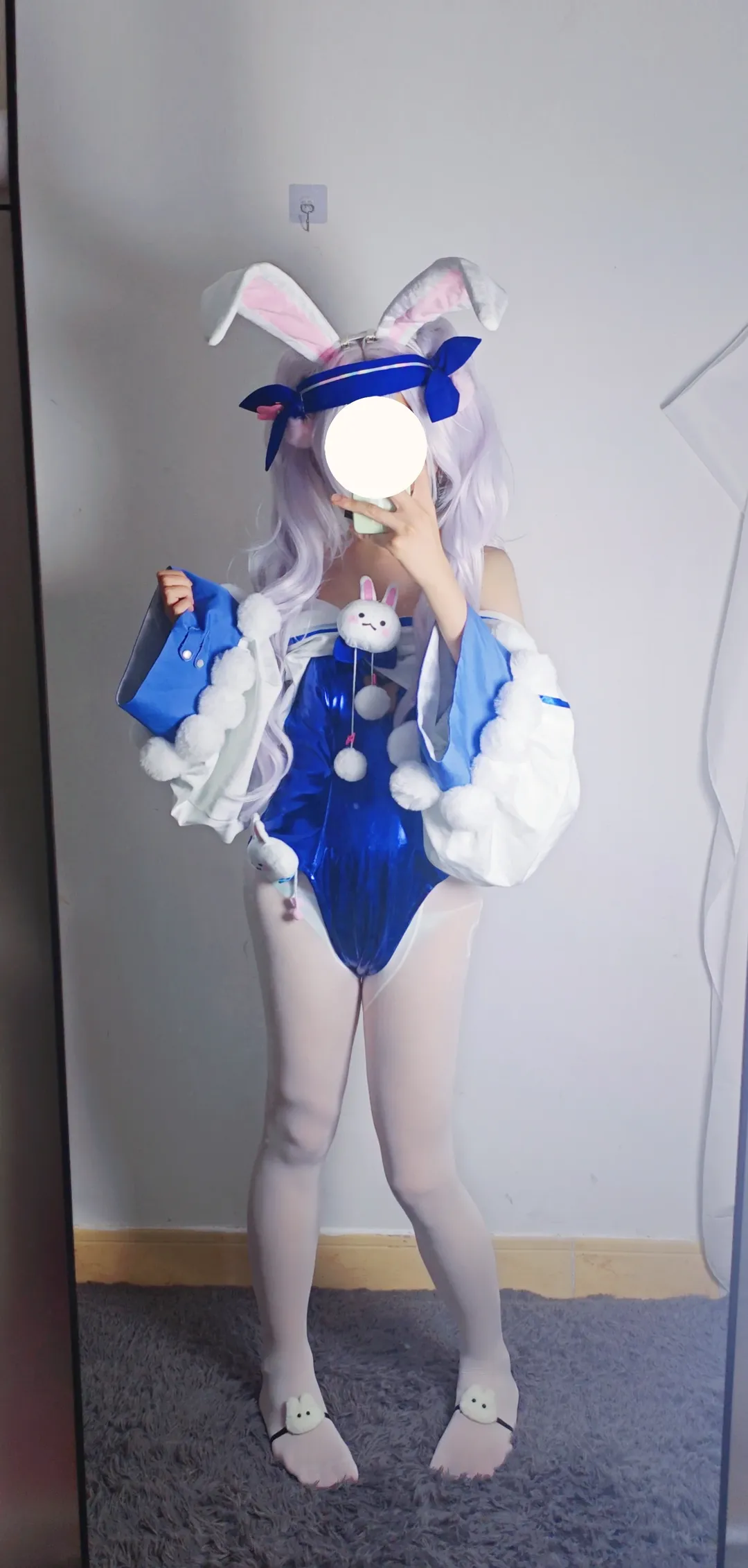 【拉菲cos】碧蓝航线的慵懒兔兔，蓝白套装诠释惬意日常