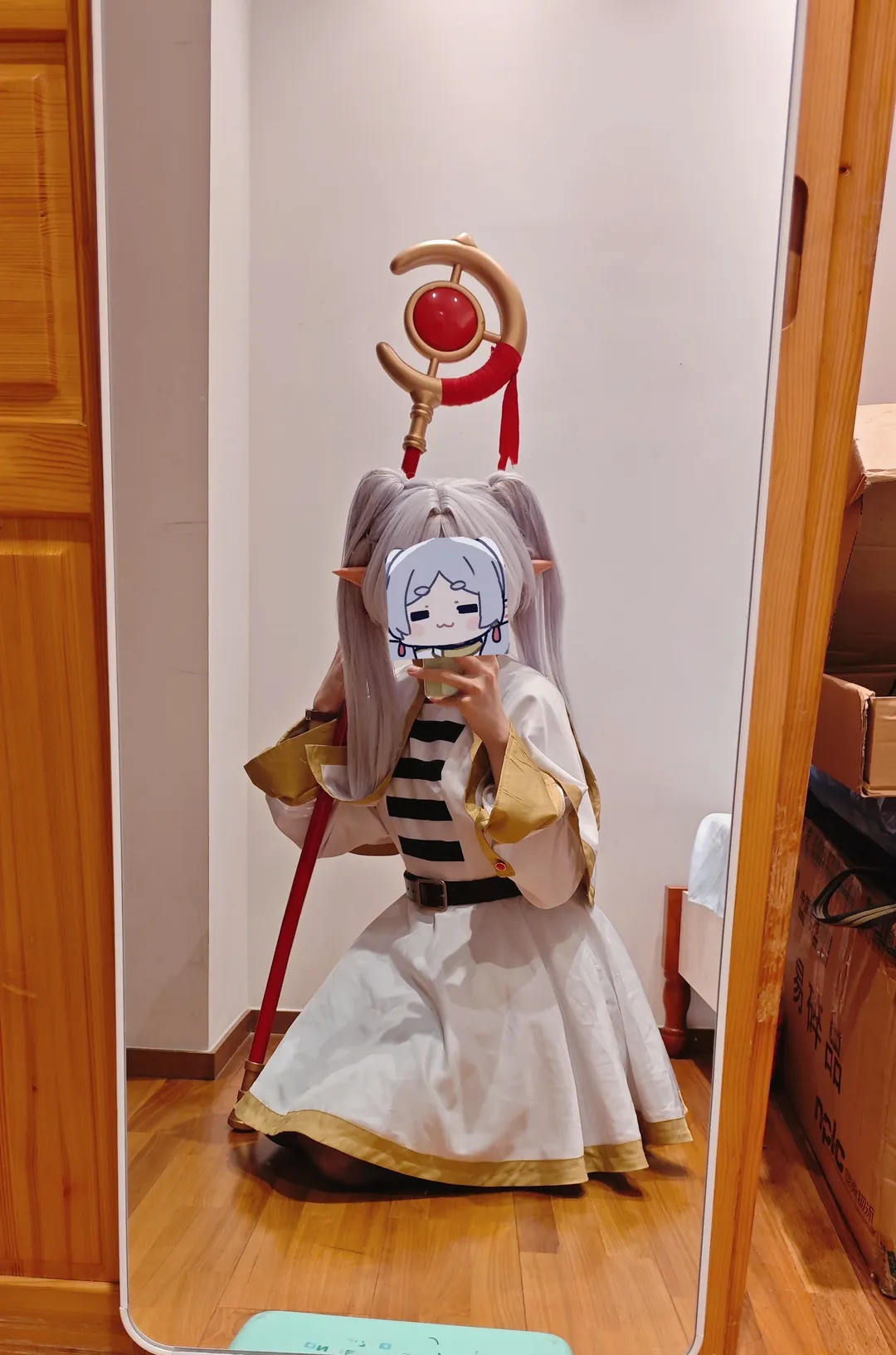 【芙莉莲cos】葬送的芙莉莲，镜子前的定妆自拍分享 - 第 3 张